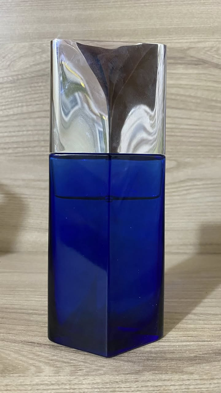 السلام عليكم ورحمة الله وبركاته
عطور مستخدمة للبيع فقط 
ايربا بورا بدون باكت 100 ألف
لي سيل ديسي باكت موجود 85 ألف
كنزو انديغو باكت موجود 90 ألف
تايغر بلغاري باكت موجود متبقي 52-54 مل 290 ألف للعلم سعر المسلفن 420 دولار
آيسي مياكي بلو باكت موجود 40 ألف
فرزاتشي بارفوم تستر بدون باكت 60 الف 
ديور هوم انتنس باكت موجود 110 الف
الأسعار ثابتة بدون عملة 
توصيل موجود جميع المحافظات 
العطور اصلية شرط تفحص وين ميعجبك و لا تستلم العطر إذا مو اصلي


**إذا كنت صاحب هذا الإعلان وتريد حذفه لأي سبب، رجاءا أرسل رسالة إلى الدعم الفني**