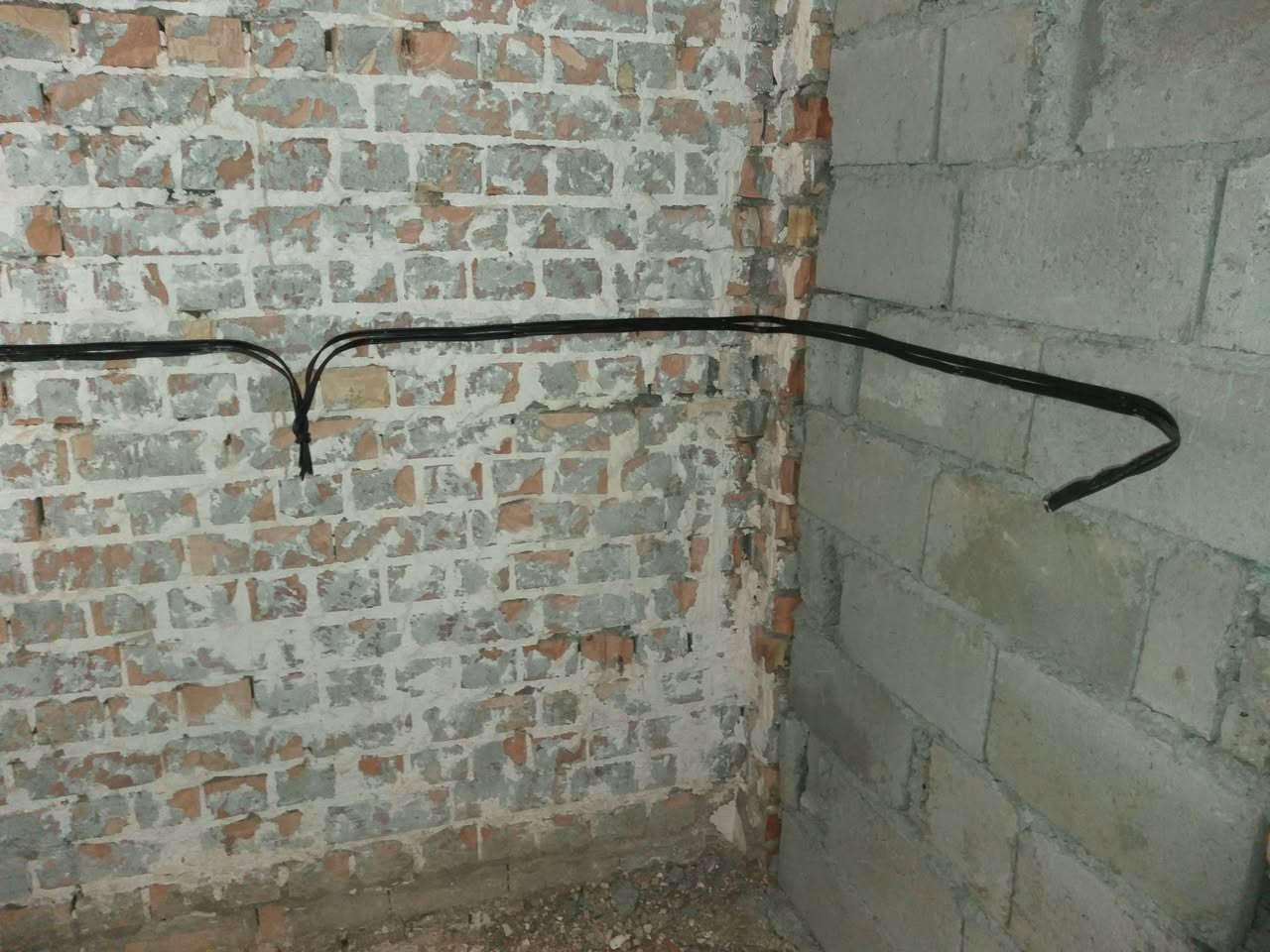 🔧 أسطة تأسيسات كهربائية وصحية (بوراري ومجاري المنازل) 🔧
نقدم جميع أعمال التأسيس والصيانة باحترافية عالية:
✅ تأسيس كهرباء المنازل والمحلات
✅ تمديد البوراري وشبكات المياه
✅ تأسيس المجاري والصرف الصحي
✅ تركيب السيفونات المعلقة والخزانات المخفية
✅ صيانة الأعطال الكهربائية والصحية
✅ عمل متقن وأسعار مناسبة
📍 العمل في كركوك والمناطق القريبة
📞 للحجز والاستفسار: ***********
الدقة في العمل والثقة أساس نجاحنا. 💡🚰

