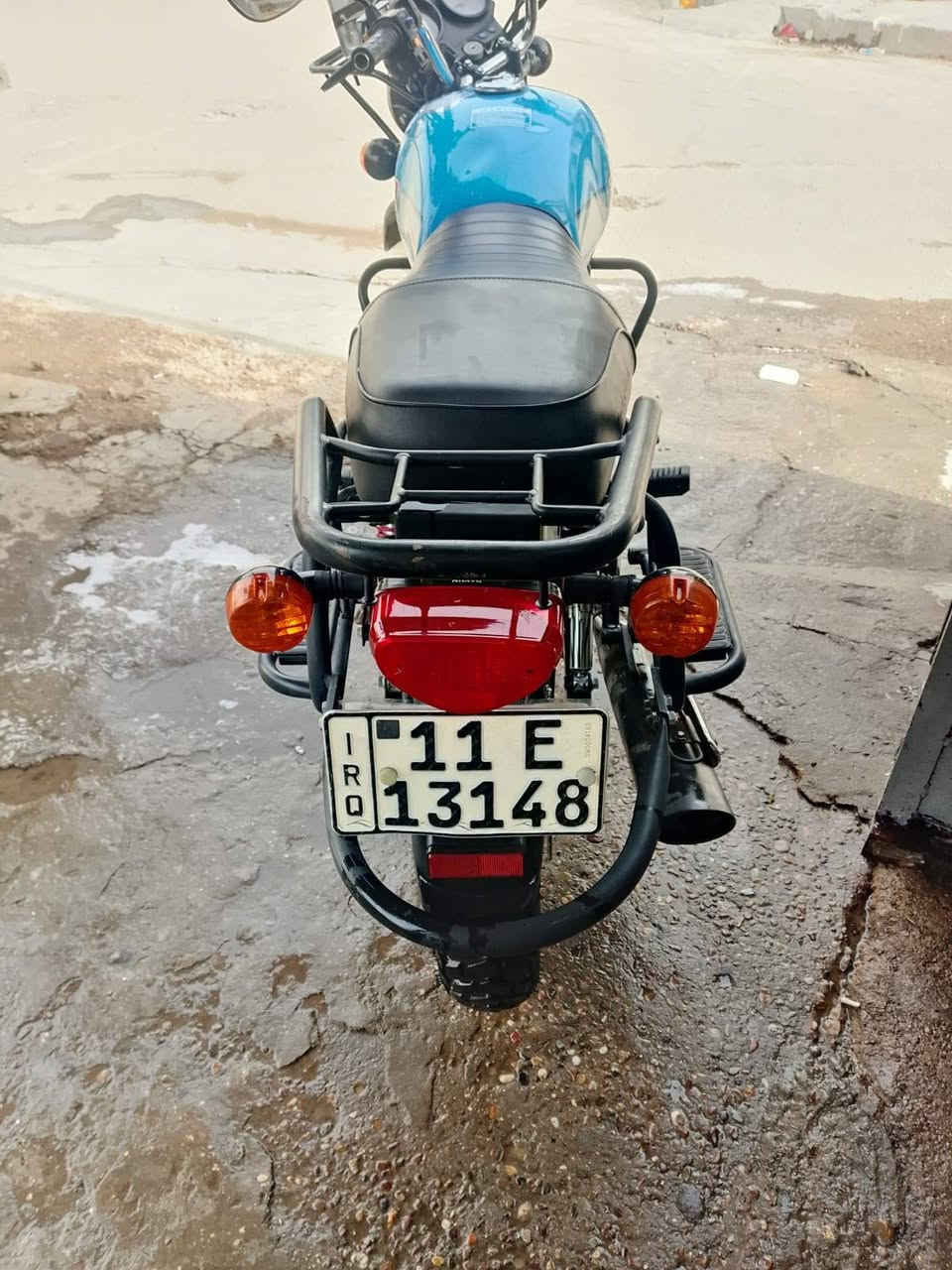 سلام عليكم على بركة الله دايون موديل 23 الدراجه كلش نضيفه انضف من الصور جيب فيتر وياك وافحص مكينه خير من الله متسمع صوتها سبب البيع اريد اشتري سياره سعرها 2.400 وبيها مجال قليل المو شراي ليكسر بحلال العالم مرقم بأسمي سنويه وهزه كله جديد ***********
