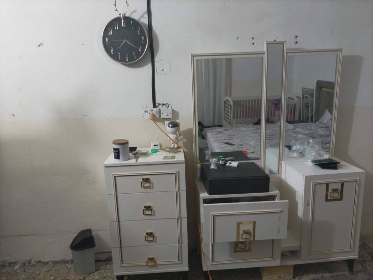 غرف تركي 8قطع نضيف جدا ب525
مكان حله محاويل حي الشهداء 
اليعنده غراض او غرف نوم انشرهن للبيع والي نسبه بسيطه يتفضل خاص


**إذا كنت صاحب هذا الإعلان وتريد حذفه لأي سبب، رجاءا أرسل رسالة إلى الدعم الفني**