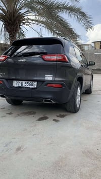 شيروكي ٢٠١٧ • ٦ سلندر ٣٢٠٠ • رقم اربيل