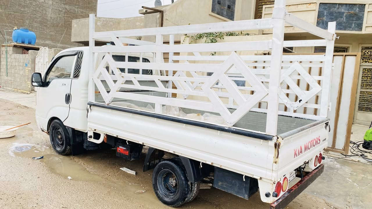 السلام عليكم 
كيه حمل للبيع موديل 2012 رقم بغداد سياره حلوه نضيفه 
تحويل ثاني يوم السعر 91 مكاني بغداد @ ***********
