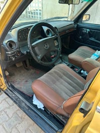 مرسيدس ابوجحيل بلادية موديل1982كاز سيارة حلوة وبلادية   التفاصيل 07712...