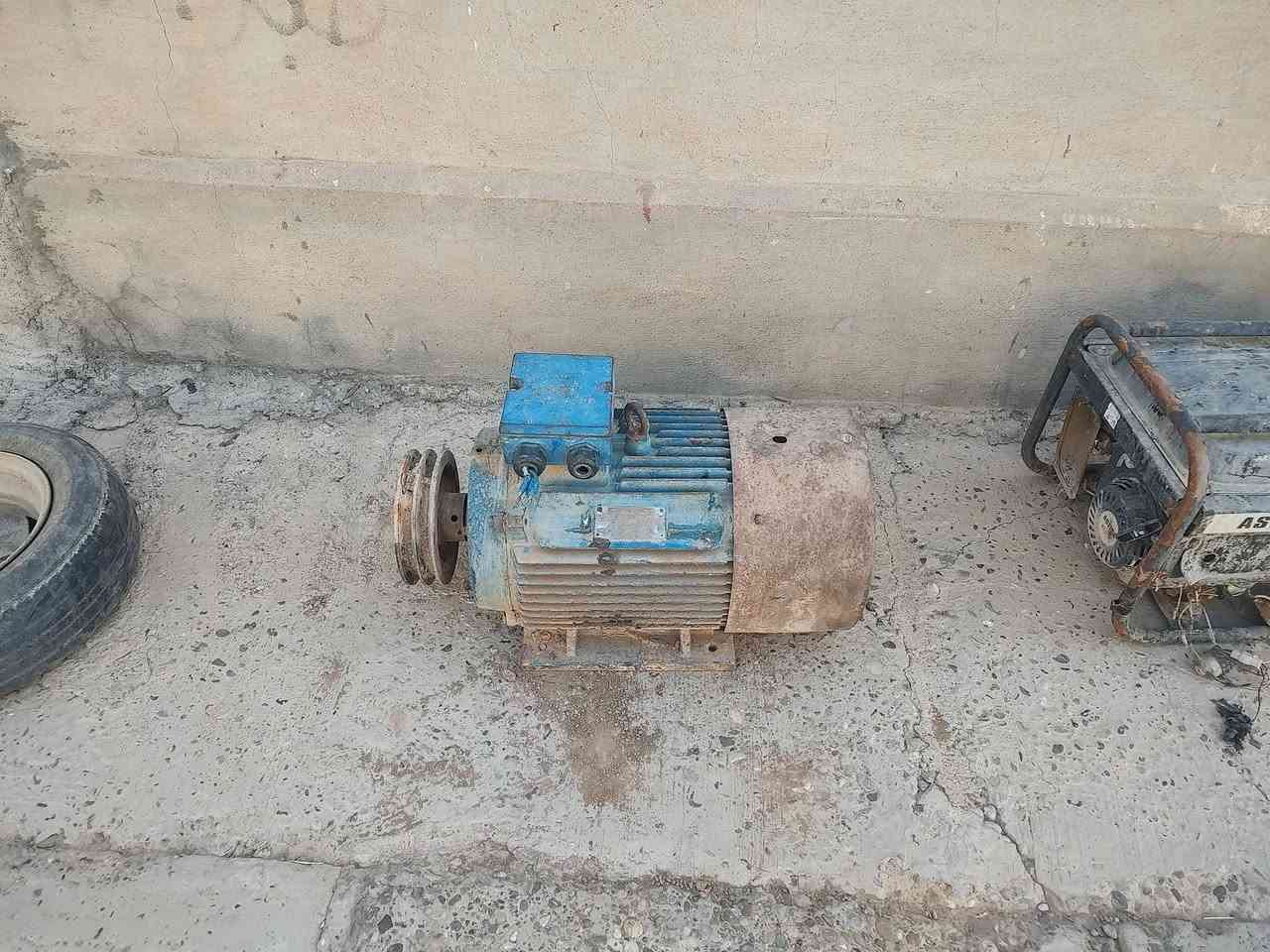 دينمه عاطلع البيع سعر 200الف /***********
