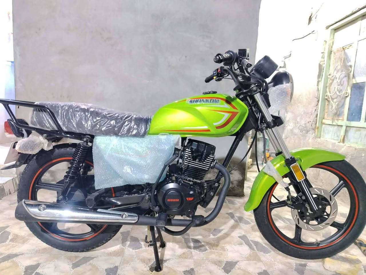 شباب السلام عليكم 
#دراجه دايون عضم موديل ٢٧ اوراق اسكنر 
طالعه من الوكيل صايريلها سبوع 
العنوان غماس 
مكلف بنشر صاحب الدرجه ***********
