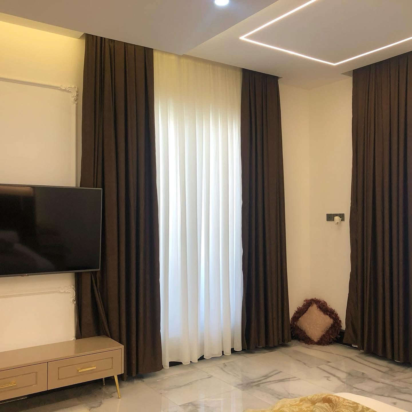 كل ماهو جديد في عالم الستائر تجدونه لدينا

أجود أنواع أقمشة الطخم والديوان متوفرة لدى: 
💜 أقمشة وستائر حديد 💜

🌍 #الموصل - #دركزلية - مقابل فرع سوق النبي .. 
©️ ١٩٧٩-٢٠٢٥ أكثر من أربعون عامًا من التميّز والإبداع.
يوجد كادر للقياسات
🔴 تنويه: ليسَ لدينا فرع آخر في الموصل
🤳 : ***********
فرعنا الثاني دهوك شارع K.R.O
دهوك/***********

#جديدنا : #خدمة_توصيل_داخل_الموصل
