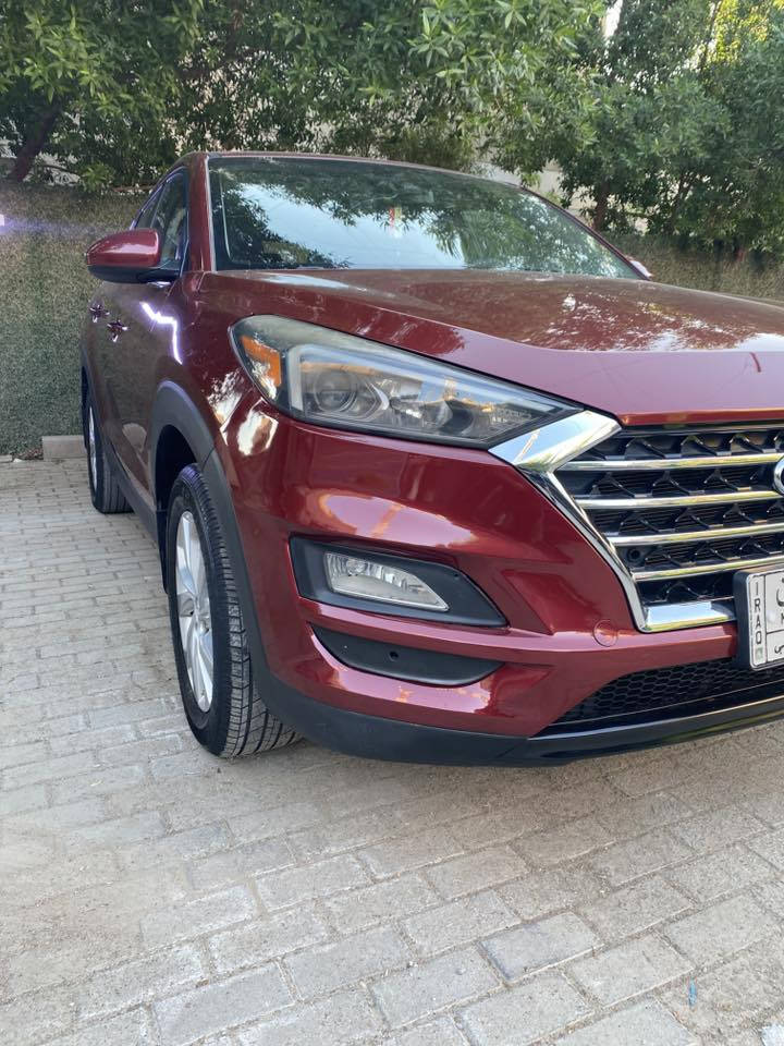 السلام عليكم
توسان 2019 وارد امريكي
حادثها جاملغ امامي وبنيد والصندوك بدون دواخل وشواصي
الايرباك طاك
بيها صبغ بنيد مبدل نفس اللون وايضاً الصندوك
مكينة 2000 gdi 
مواصفاتها معروفة :
سايد بريك بصمة
تحديد مسار
شاشة كبيرة
تحكم ستيرن
والبقية معروفة ..
ماشية 90 الف حقيقي وقابلة للزيادة
منضومة تبريد بعدها بالباكيت
وتخم تاير وباتري كلة جديد

حادثهة مرفق بالصور

بيع فقط

مكان السيارة : بغداد / زيونة

السعر : 162 وبيه مجال للشراي

***********
