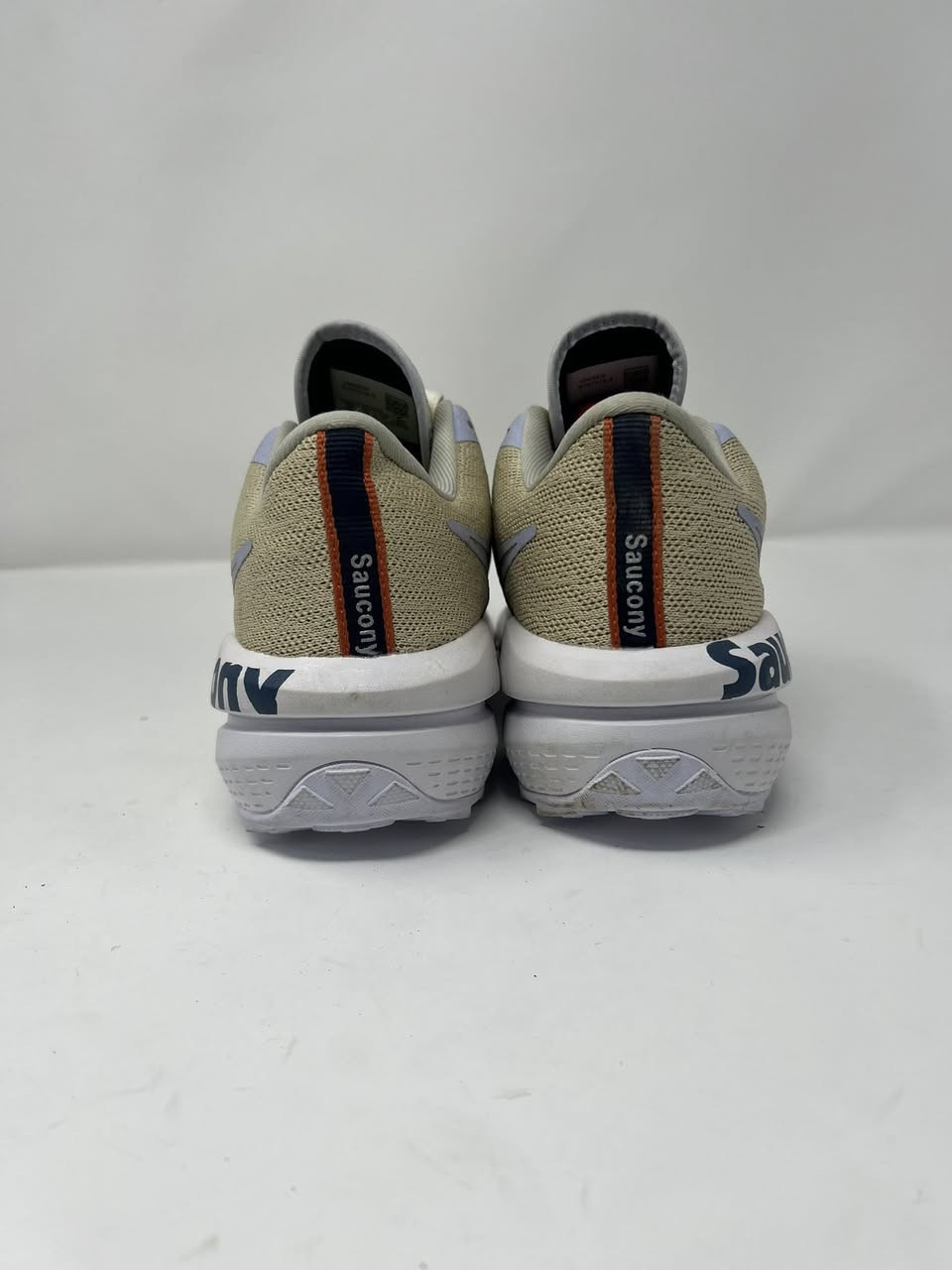 سلام عليكم سايكوني غير مستخدم صنع فيتنام باله اوربي النضافة مية بل مية جاي يبناع بل سوك 75 الف وفوك القطعه الفوم مالتهة عجينه كلش لينه وزن خفيف هوه قياسه ٤٤ بس قالبه يجي ناعم فه قياسه 43 القدم 27.5 والسعر فقط 40 الف قفل قفل ميرهم لا وي توصيل ولا بي مجال مكاني بغداد الأمين الثانيه


**إذا كنت صاحب هذا الإعلان وتريد حذفه لأي سبب، رجاءا أرسل رسالة إلى الدعم الفني**