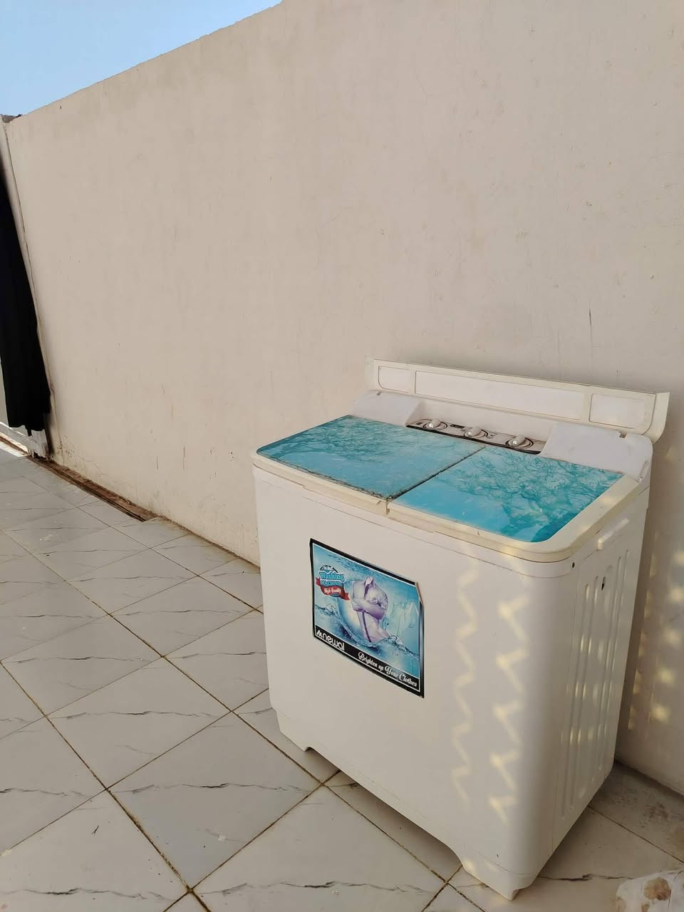 غسالة عادية للبيع 
نظيفة 
حجمها 11 كيلو 
ماركة نوال 
السعر 80 ألف 
حله الوردية


**إذا كنت صاحب هذا الإعلان وتريد حذفه لأي سبب، رجاءا أرسل رسالة إلى الدعم الفني**