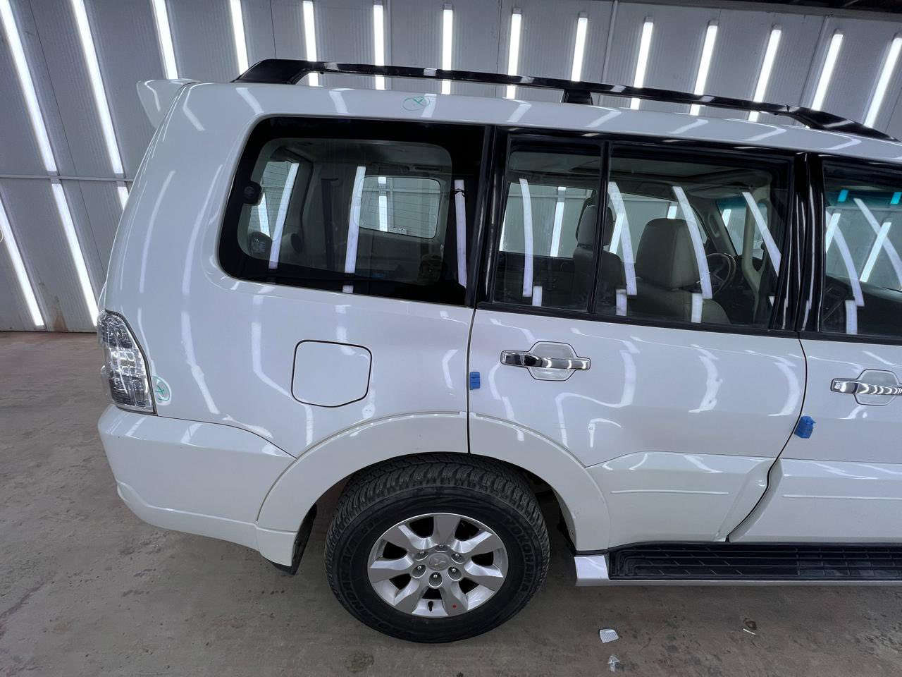 السلام عليكم باجيرو للبيع 2017 .. فول مواصفات حبتور 1/1 ،، رقم سليمانية ماشية 80 الف .. مكفولة وصور سونار مرفق بالمنشور مكان السيارة بغداد .. السعر 205 ورقة ،، رقم صاحب السيارة *********** دكتور خالد
