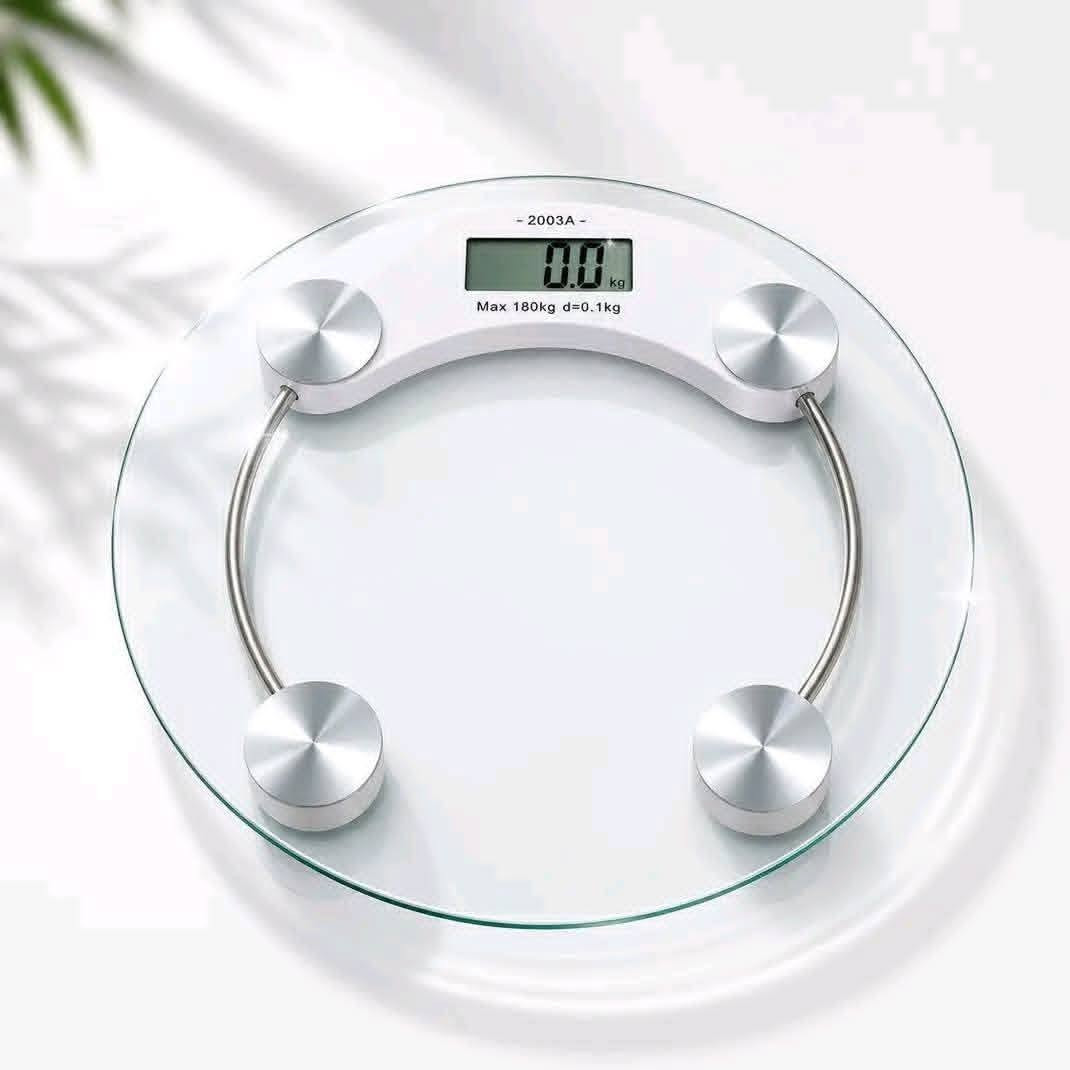 • ميزان شخصي رقمي بتصميم دائري أنيق مناسب للاستخدام المنزلي اليومي.

• شاشة رقمية LCD واضحة لعرض الوزن بشكل مباشر.

• سطح زجاجي مع أربع نقاط تثبيت دائرية معدنية لثبات الوقوف أثناء القياس.

• تشغيل تلقائي عند الوقوف على الميزان مع عرض الوزن خلال ثوانٍ.

• مصمم للاستخدام الشخصي فقط (غير مخصص للاستخدام التجاري).

• يعمل بالبطاريات لسهولة الاستخدام بدون أسلاك.

🔹 المواصفات
 • الموديل: 2003A
 • الحد الأقصى للوزن:
 • 180 كغم (بدقة d = 0.1 كغم)
 • 396 رطل (بدقة d = 0.2 رطل)
 • الشاشة: شاشة رقمية LCD
 • المادة: سطح زجاجي

📦 محتويات العلبة
 • ميزان شخصي رقمي
 • بطاريتان AAA
 • دليل إرشادات مطبوع على جسم الميزان
💥💥السعر ب 15 الف💥💥 
وتوصيل مجاني عرض خاص تخفيضات لمده اسبوع فقط الحك وحجز 📢📢🏃‍♀️🏃‍♀️🚕🚕🚕🚕


**إذا كنت صاحب هذا الإعلان وتريد حذفه لأي سبب، رجاءا أرسل رسالة إلى الدعم الفني**