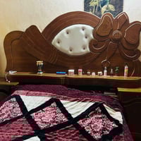 غرفة نوم • سرير • أثاث