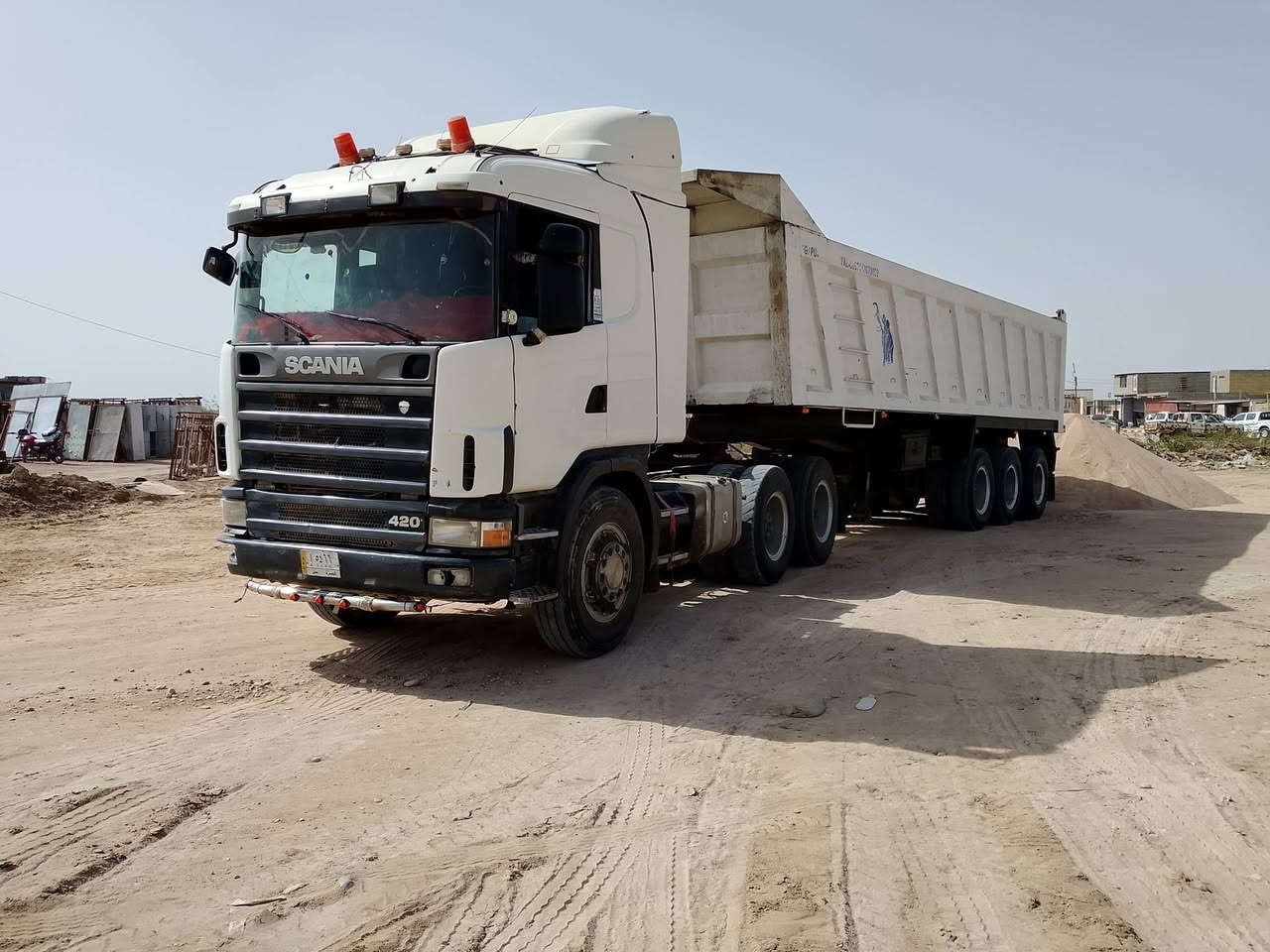 سكانيا شيراوي موديل 2005  راس وعربانه جاهزه الإستفسار ***********
