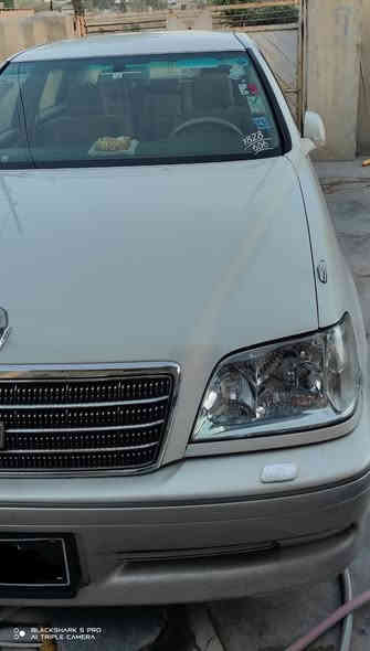 سلام علیکم و رحمه الله و برکاته
مەلیکە = بۆ (فرۆشتن)
گێر و مەکینە = ((بەشەرت)) 
تەبریت = (فوول) و (بێ عیبە)
مۆدیل = (2004)
2 = (دووگمە)
ناوسەیارە = (زەرد)
دەشبول = (نەجفە)
سەیارە = (تەنها موسە)
پێشو دوای = (کریستاڵە) 
ویلی = (حەسیری)
( بێ داعم) و (لێدەراوە)
(زۆر جوان) و (زۆر پاک)
نرخ = (49 وەرقە) و (ماعملە)
شوێن = (سلێمانی)  ژاڵەی خواروو
0770 03 13 703
0770 44 70 115
