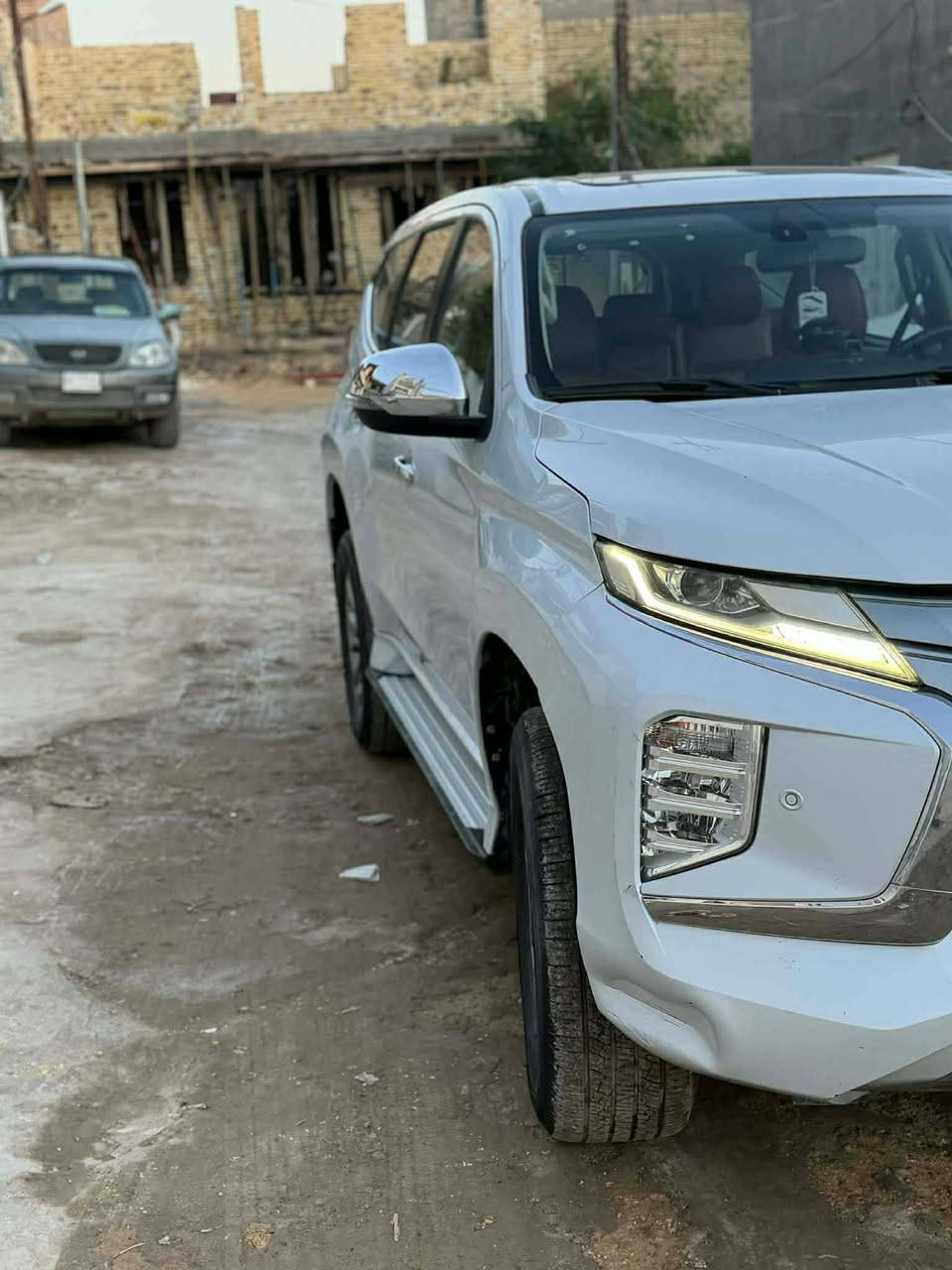 السلام عليكم
للبيع باجيرو سبورت 2020
لسياره مكفوله كفاله
رقم اربيل الدولي بسمنه
تحويل ثاني يوم
ماشيه 95
بصمه + بصمه ابواب
فتحه سلايت
شاشه
8 ايرباك 
سايد بريك بصمه
نضام اوتو هولد
كشنات جلد ماروني 
شاشه كبيرة
كامره خلفيه
اريل نفكيشن
دوس بلاك
تحكم استيرن جهتين
شفتات استيرن
ترحيب 
كروز سرعه
قياده ذاتية
مري شفط كهربائي
يدات نيكل
اشاير بل مري
لدي نهاري
مخارج اوكس يوئس بي
رادار امامي
حساس امامي
حساس خلفي
٧ راكب
٣ قطع تبريد
6 ستندر
كير 8 نمر
فور ويل4×4
نضام تزحلق
نضام المنحدرات
نضام مانع انزلاق
لايت LED زنون

لسعر 250 وبيه مجال
رقم الهات )(***********)
