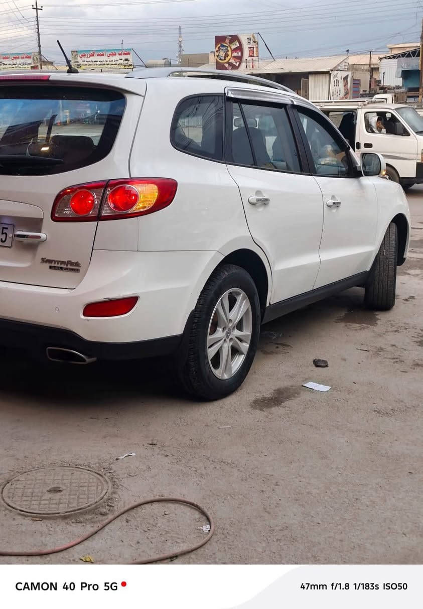 السلام عليكم
سنتافي 2010 خليجي فؤؤل مواصفات
بصمة تشغيل وابواب وجنطه
كشنات امامي كهربأئيات..
ثلاجه...
تحكمات جيهتين
حساس خلفي
كامره
تبريد بيانو
مري شفط
7راكب
رقم بغداد بأسمي
سنويه الى 2030
مكان السيارة بغداد (العبيدي)
لا صبغ ولا تبديل ولا قطعه مفتوحة
بيها مكانت بارد حسب السونار

مكينه 6،، 3500,خير من الله
السعر 150
*********** ابو صالح
