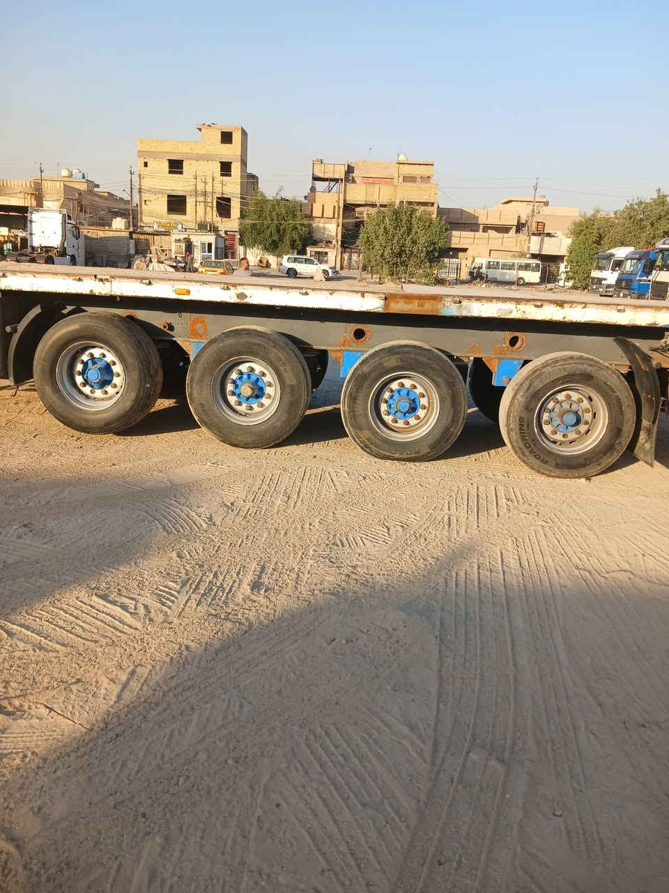 سلام عليكم عربانة اوربية لا كسر ولا فطر طول 13 وستين تايرات نص عمر مطبخ زائد تانكي ماء  
سعر55
***********
