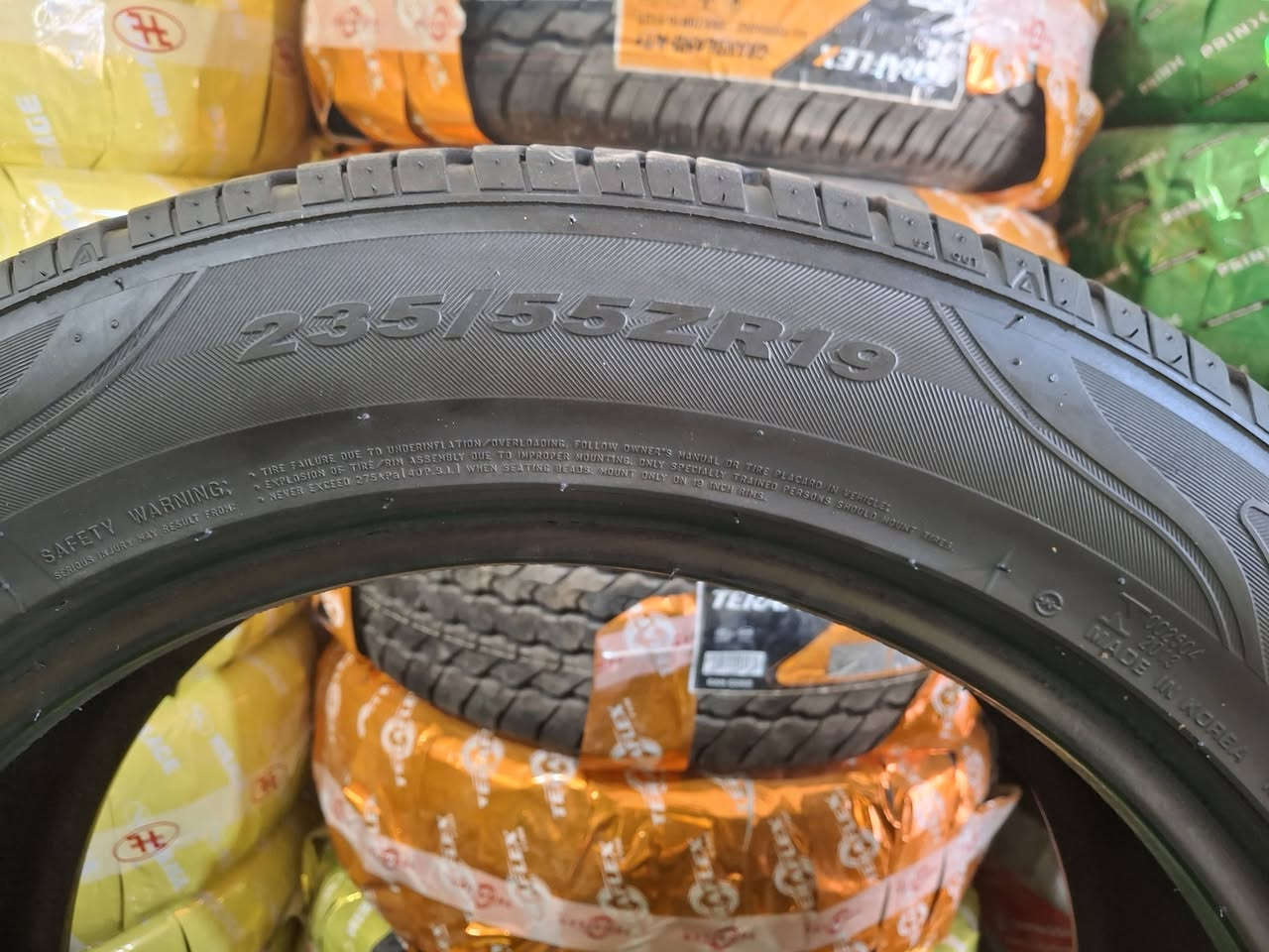 اطارات ردستون كوري 235/55/19 صلاحيه جديده
المكان اجدابيا
0910402168


**إذا كنت صاحب هذا الإعلان وتريد حذفه لأي سبب، رجاءا أرسل رسالة إلى الدعم الفني**