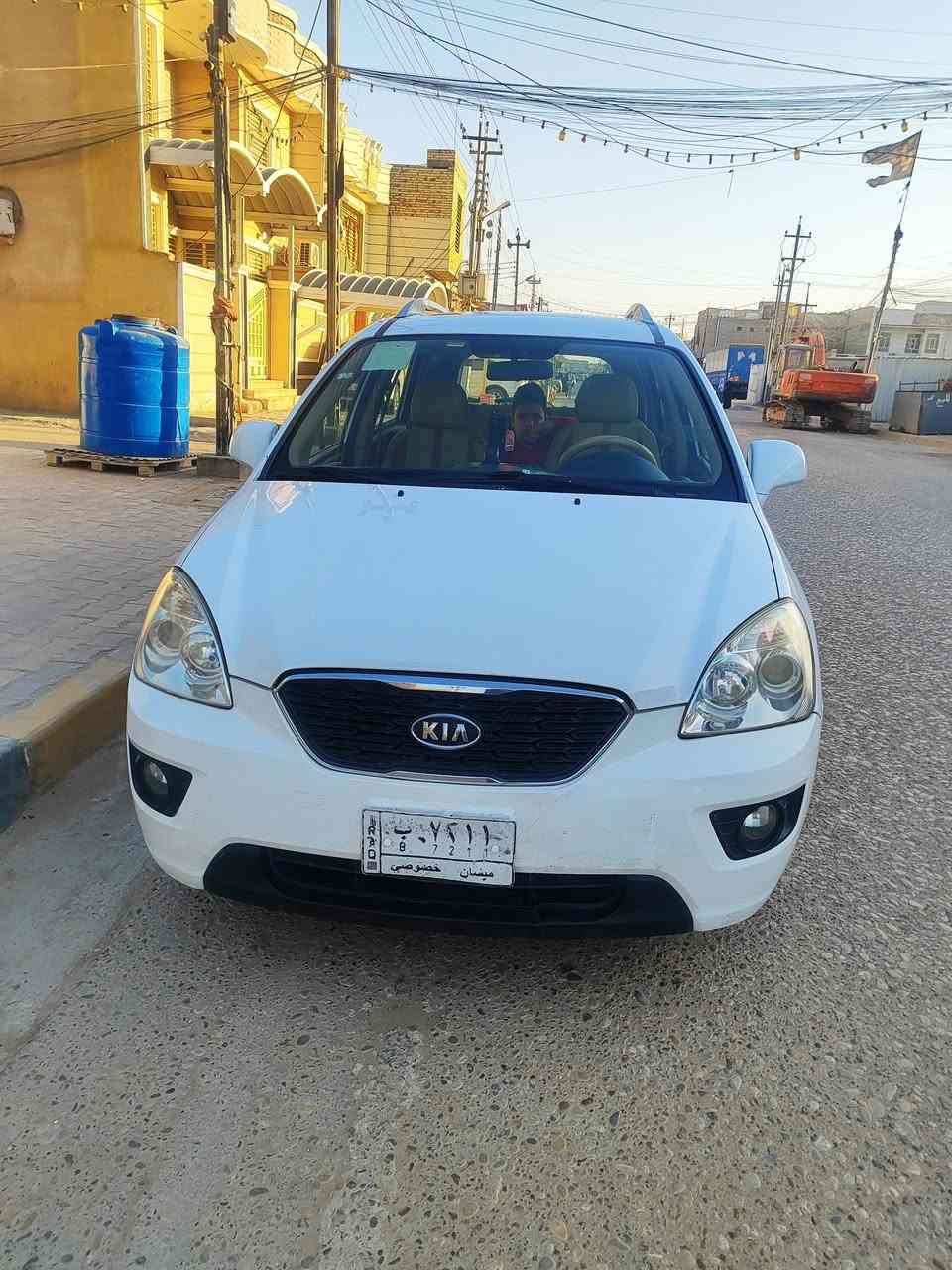 السلام عليكم كيه كارنز موديل 11 رقم ميسان مكينه 2000 فول السياره 7 راكب ماشيه 165 مكان السياره ميسان الشراي يتصل *********** السعر 123 وبيه مجال السونار داخل المنشور
