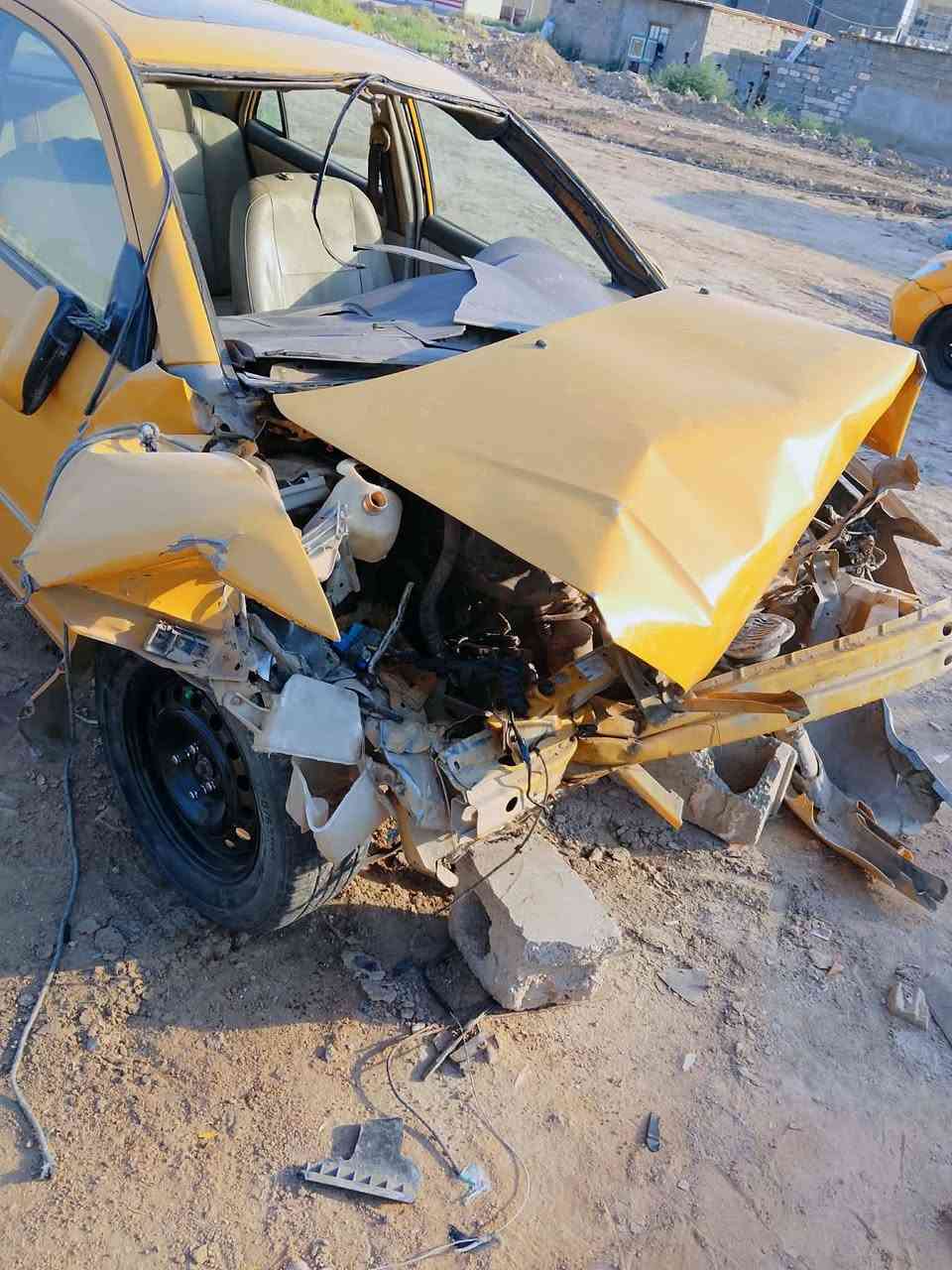 السلام عليكم عندي بي واي دي اف ثري موديل ١١ تعرضت الحادث معروضه للبيع تفاصيل أكثر الاتصال على الرقم ***********
