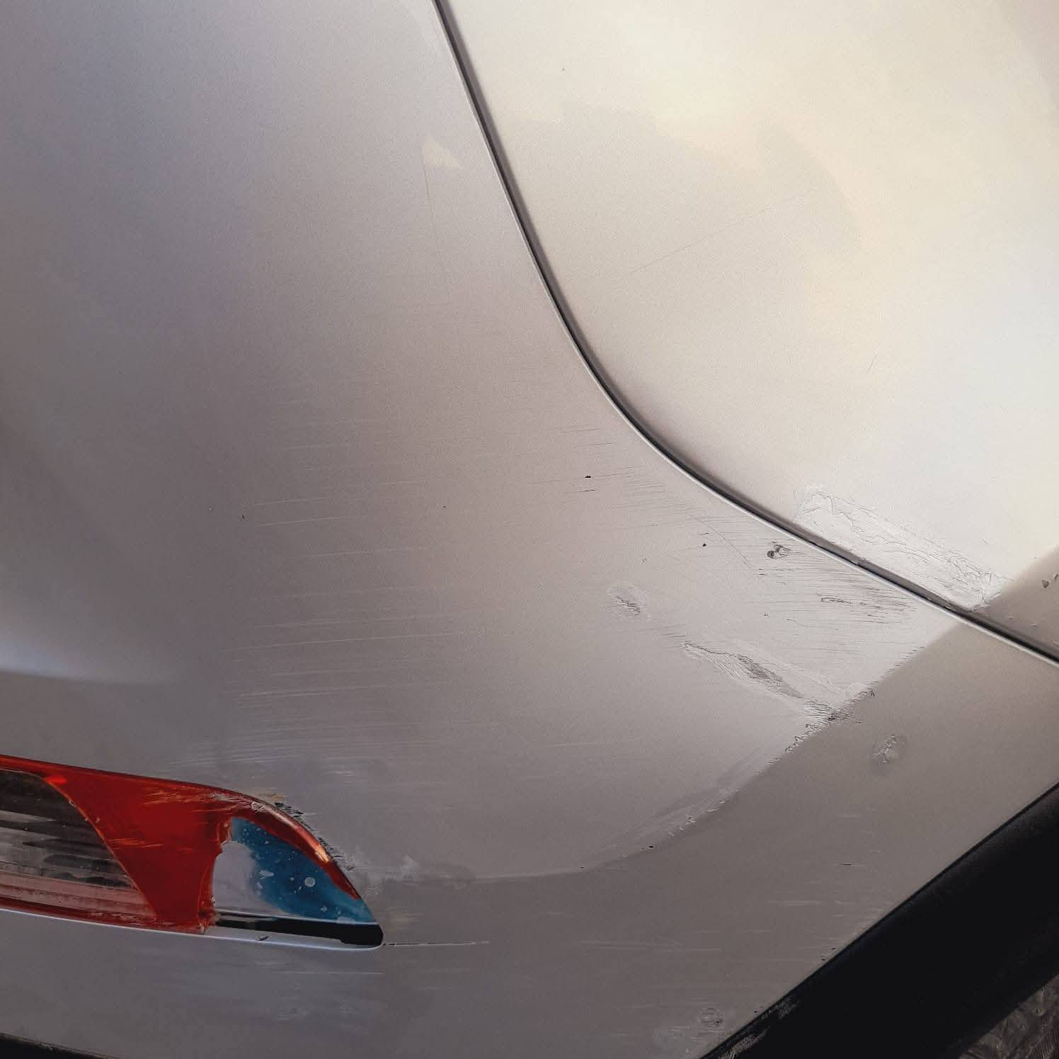 السلام عليكم
كيا سبورتج ٢٠١٤ خليجي 
اللون سلفر
رقم بغداد دولي مشروع وطني
مكينة ٢٠٠٠ دوش
سنوية ٢٠٢٥ جديدة
الانتهاء شهر ٦ /٢٠٢٧
شرط تحويل
مكفولة من الدعامية للدعامية 
عدا شخوط بالجاملغ العكس سائق موضح بالصور

كير ومكينة مكفولات ترايك وين ماتريد

مواصفات: تحكم ستيرن/تحكم بالمري/ لد نهاري/ كامرا خلفية/ تغليف جلد/ إشارة بالمري/ تايرات جديدة. 

استفسار:
 *********** ابو ضي
السعر١٦٠ بيها مجال بسيط حق الجية
