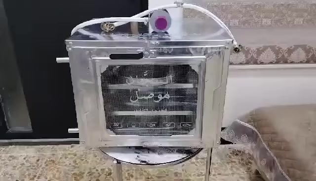 اوفن السجاد الغازيه الاصليه 👌💥
سهل وسريع واقتصادي 👌🏻😍 
 كافة المشويات والمعجنات صارت اسهل واسرع مع  اوفن الغازي الاصلي: 😋🥰
✔️الحجم الصغير بسعر  💥 70💥 الف دينار 

🎁مع هديه صواني والصونده والتقسيم والمنظم الغاز الأصلي 🎁
……………..

✔️يعمل اوفن لشوي السمك والدجاج والبيتزا ولحم بعجين  والكيك والكليجه  وعمل كافة المشويات والمعجنات🍞🥐
كذالك لعمل السياح
✔️ مصنوع من الحديد المغلون ضد الصدأ والزنجار والجام الحراري المضبوط كذالك عازل حراري 
✔️ أمن للاستخدام داخل المنازل وكذالك خارج المنزل.. 🏠
🚚توصيل مجاني لجميع المحافظات
للحجز والاستفسار💬 مراسلة الصفحة 📲📲


**إذا كنت صاحب هذا الإعلان وتريد حذفه لأي سبب، رجاءا أرسل رسالة إلى الدعم الفني**