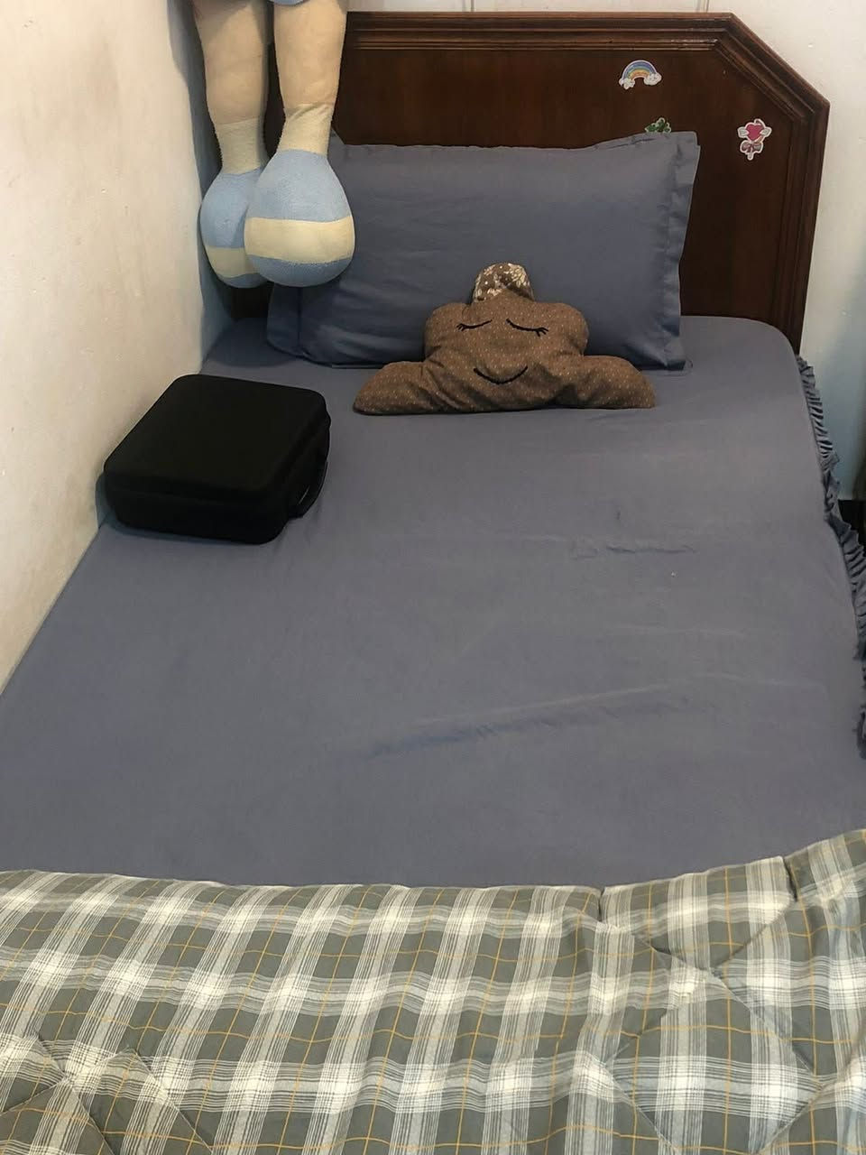 غرفة مليون و100 وسبلت مليون و400 وجرباية نفر  حطاطة ب 110


**إذا كنت صاحب هذا الإعلان وتريد حذفه لأي سبب، رجاءا أرسل رسالة إلى الدعم الفني**