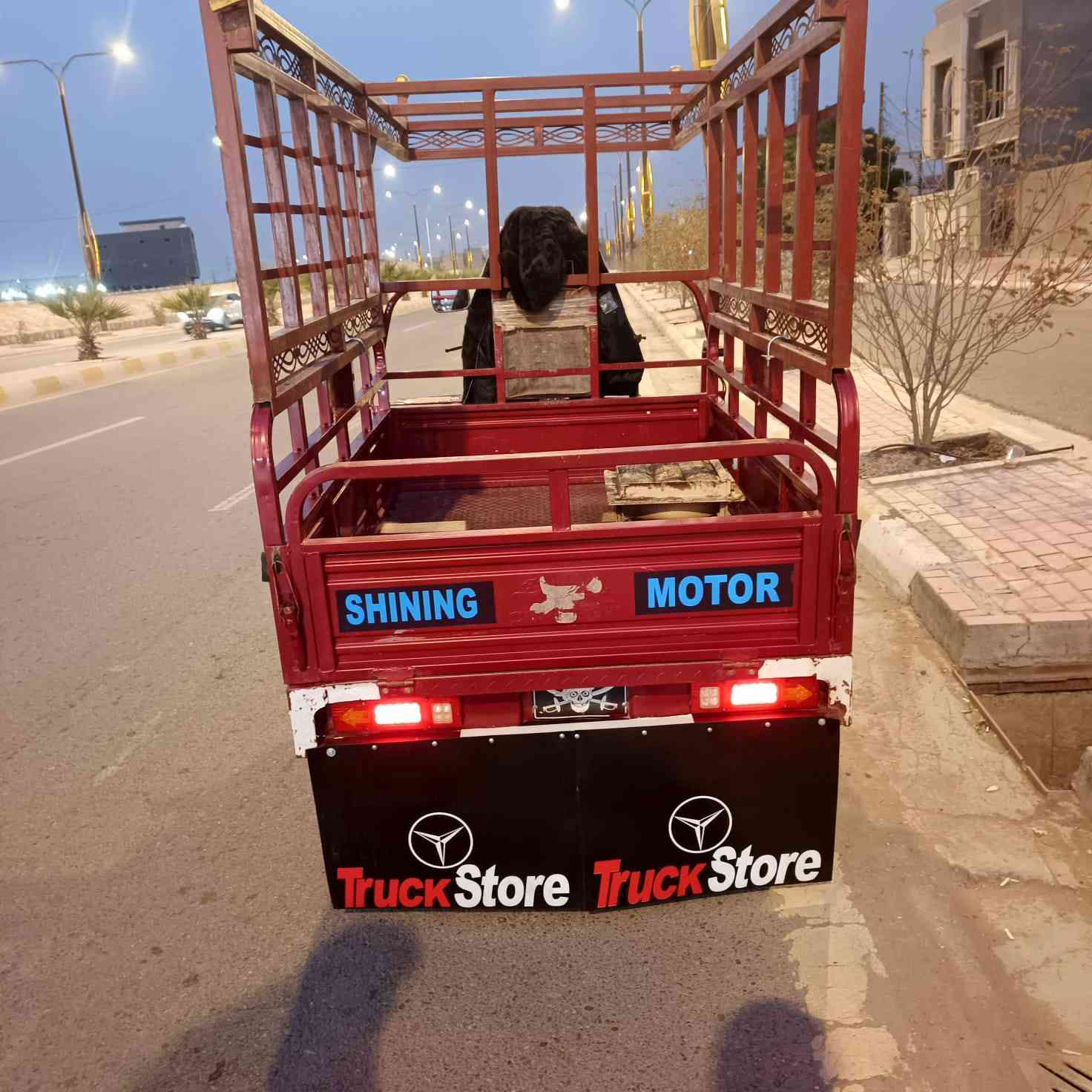 ستوته23محررك 25مرقمه رقم انكليزي المكان فلوجه لاركبه فطر ولاكلشي 
السعر 3250بيه مجال الرقم***********
