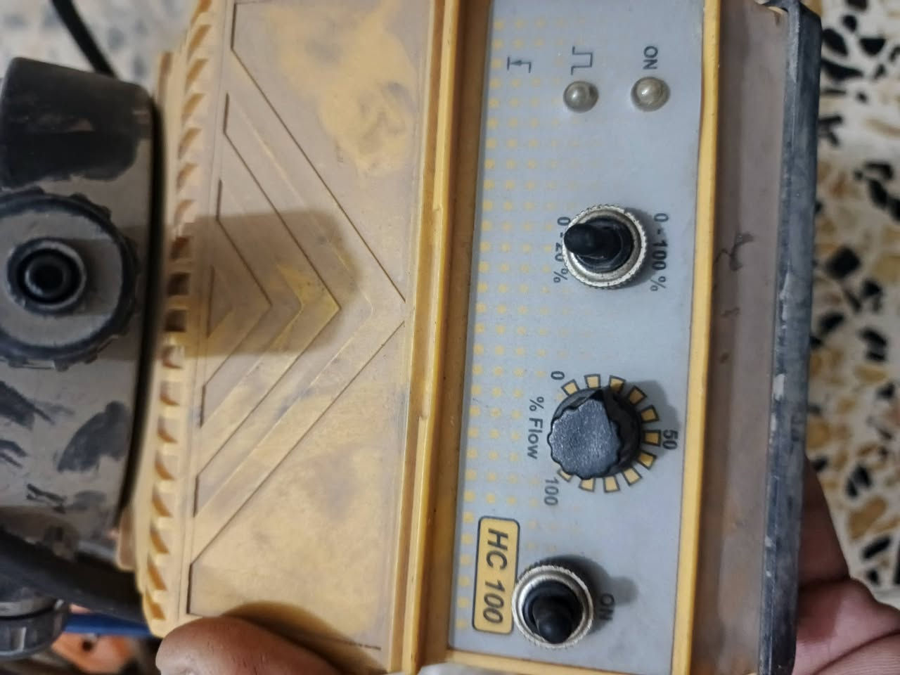 السلام عليكم من رخصت الادمن عندي هاي للبيع مكاني بغداد كريعات الي يعرف سعرها ينورنا ***********
