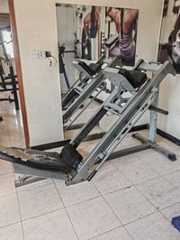 اجهزة رجل ب اسعار مناسبه لتواصل خاص او 07770332276 الشرطه الخامسه