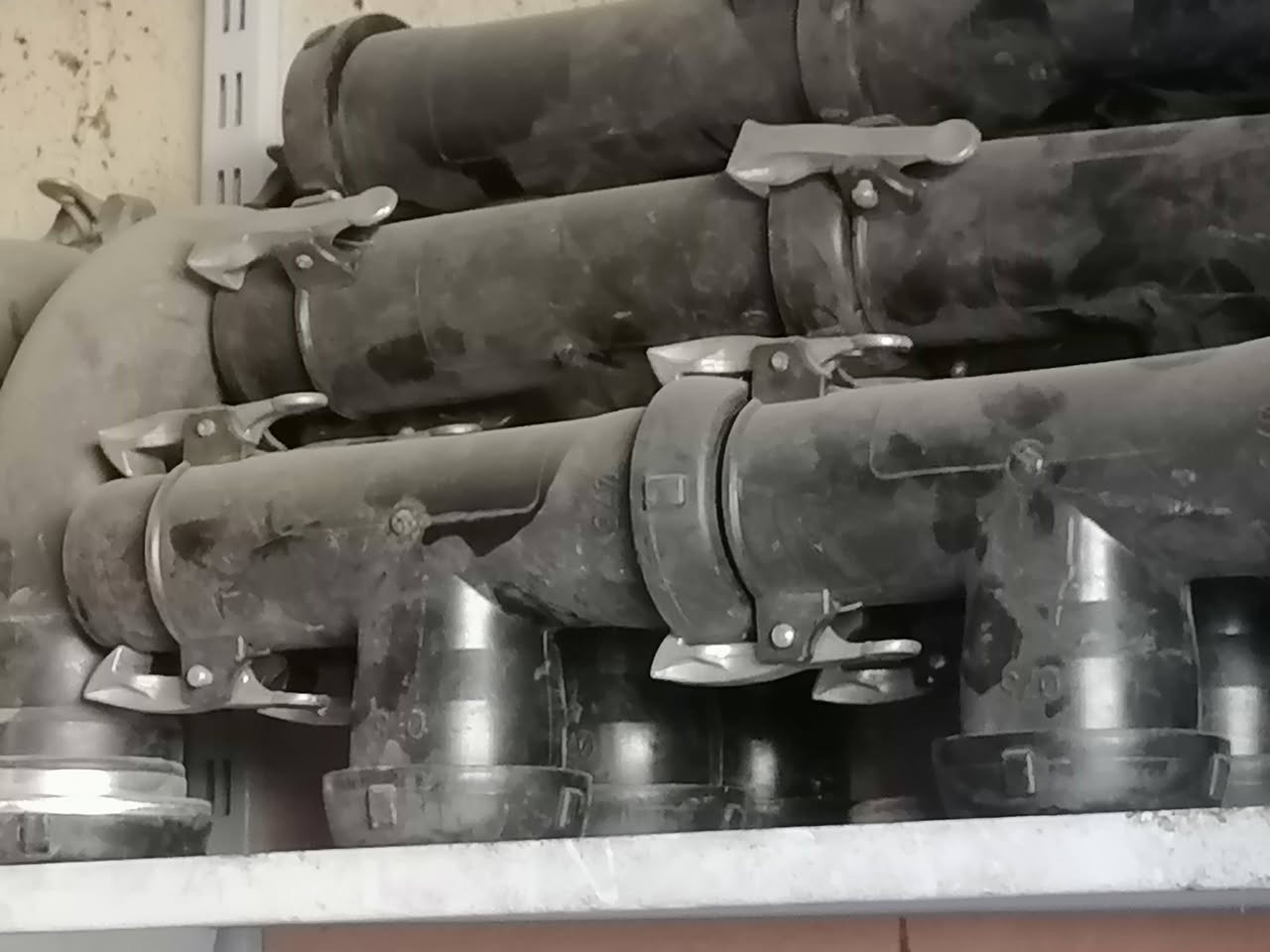 يوجد لدينا جميع انواع مستلزمات المرشاة الرياض او بسعار مناسبه قفل +قاعده +تقسيم +سداد+مزقر+
الاستفسار على انتصل
*********** كورك
*********** اسيا
