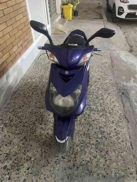 سلام عليكم دراجه سكين فحل لتيار يباني خطين ٣ سيرفس طلعات صالصه تبريد شاشه ٣الوان دراجه كله شغاله صالي شهر أخذته ١٣ ورقه و نكلبت بيه و اريد أبيعه الرقم ***********
