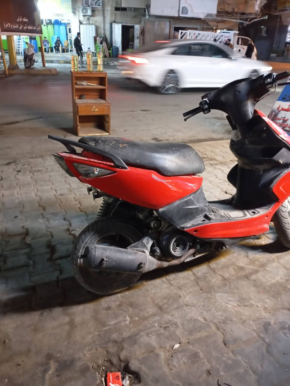 السلام عليكم مضلع 120للبيع نقص عداد و ذيل ب250و بيهة مجال مكاني كاظمية ***********
