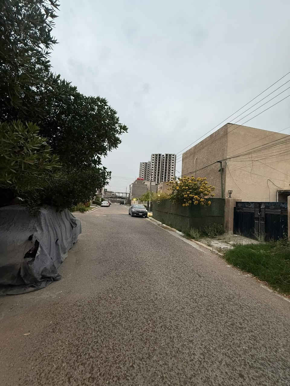 السلام عليكم تم اعادة نشر بسبب الوعودكاذبة  قطعه ارض في لاطباء حي جهاد مساحة (247) واجة 8 وبع نزال (30)  بسعر مناسب جدا 
لاستفسار مكتب النسيم للعقار ***********

