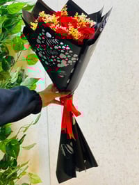 "🎀🔔 هدايا راس السنة الميلادية 🎁🎁  كل لحظة تستحق الورد ..وكل هدية  تستح...