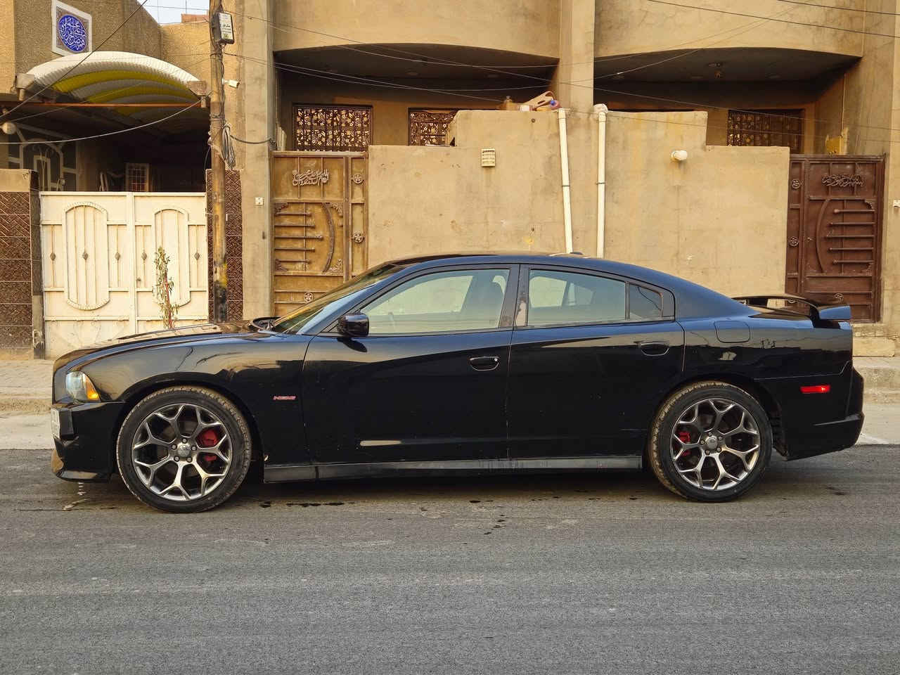 السلام عليكم 
جارجر موديل 2014 sxt للبيع 
سونر موجود من ضمن الصور 
راديهة ب 133 وبيهة مجال مكاني بغداد
*********** للاستفسار
