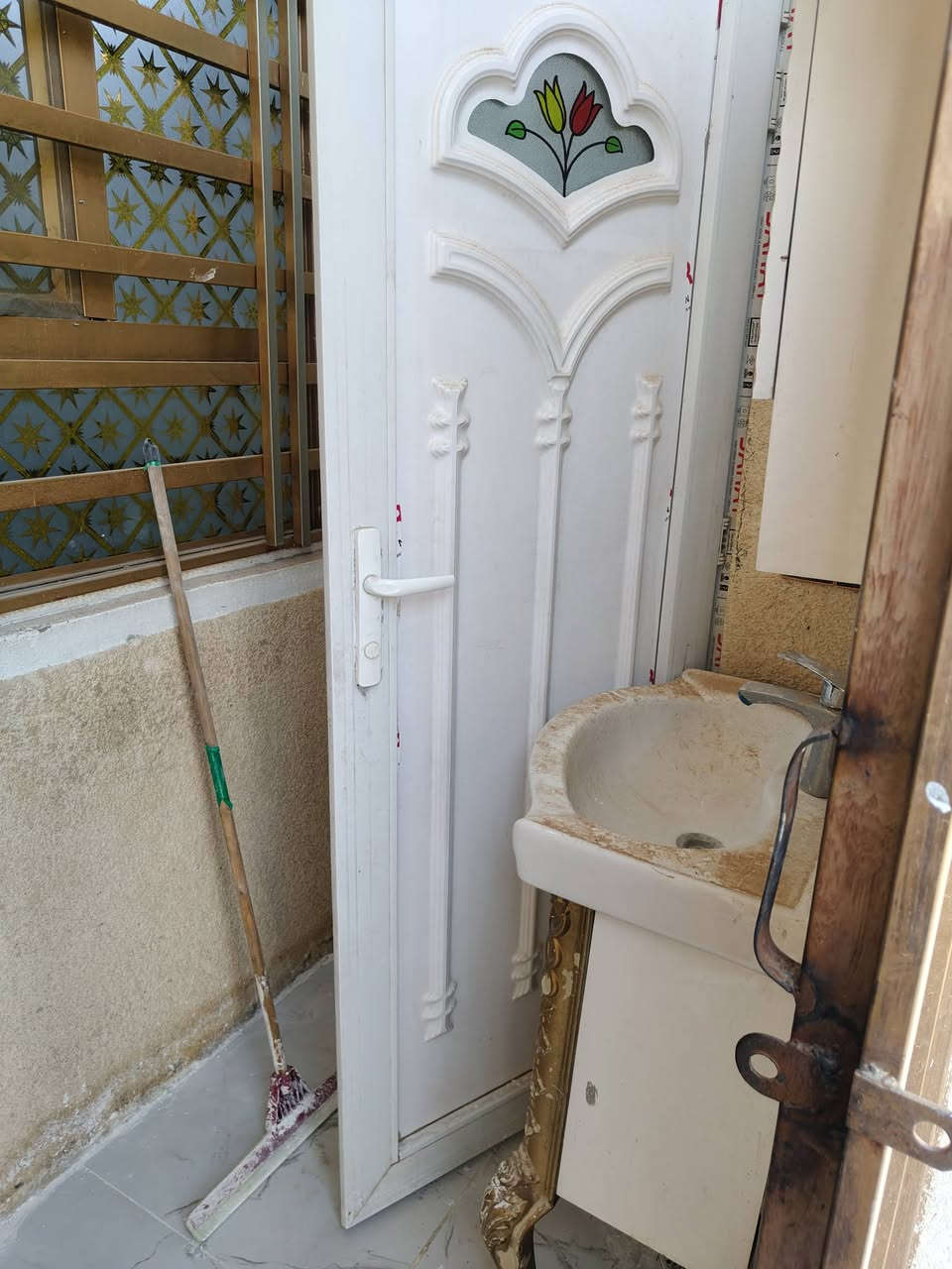 🏠 ،مكتب عقارات الوطن
✨دار للبيع مساحه 50 متر  طابقين 
مجمع سيد اسماعيل السكني السكني السعر (42) مليون بناء جديد 
منطقه سكنيه تتوفر فيها جميع الخدمات  
يتكون البيت من 2غرفه ستقبال وصاله ومطبخ ومنور وصحيات٢ وطارمة يبعد عن الإمام الحسين ١٠دقائق بلسيارة 
طابو زراعي قرار محكمه سند 25 
للحجز والاستفسار على أرقام ابو زينب العقارات والمقاولات العامه في كربلاء مستعدون الكافة البناء وترميم البيوت 
***********
***********
المجمع على طريق الزوار والمواكب
#عقارات
