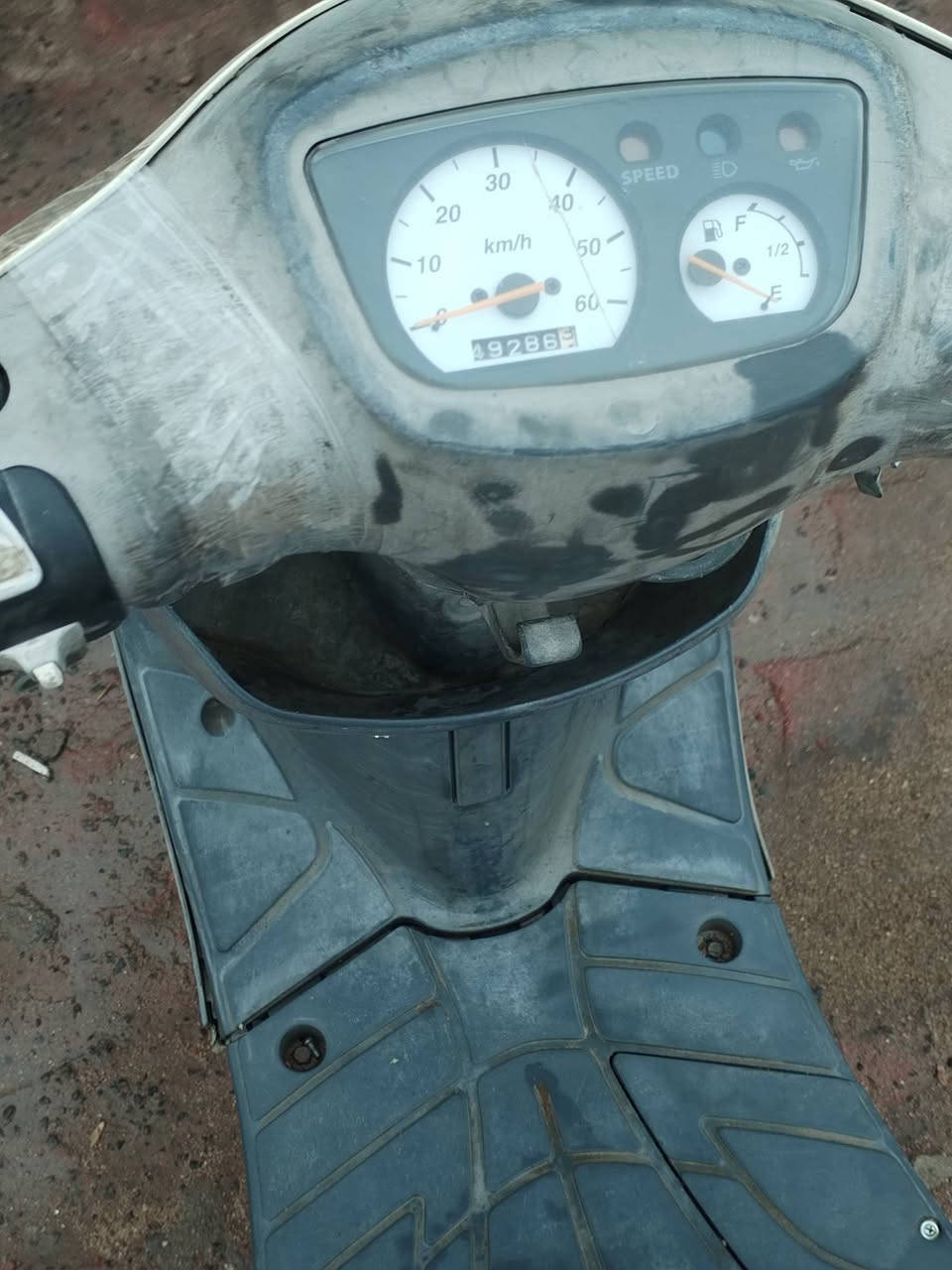 دراجة 9 زروف
مجفته مره وحده او أوراقها كامله كهربائيات شغاله
السعر 400 و بي مجال كلش زين
العنوان ميسان ابو رمانه
الرقم الهاتف ***********
