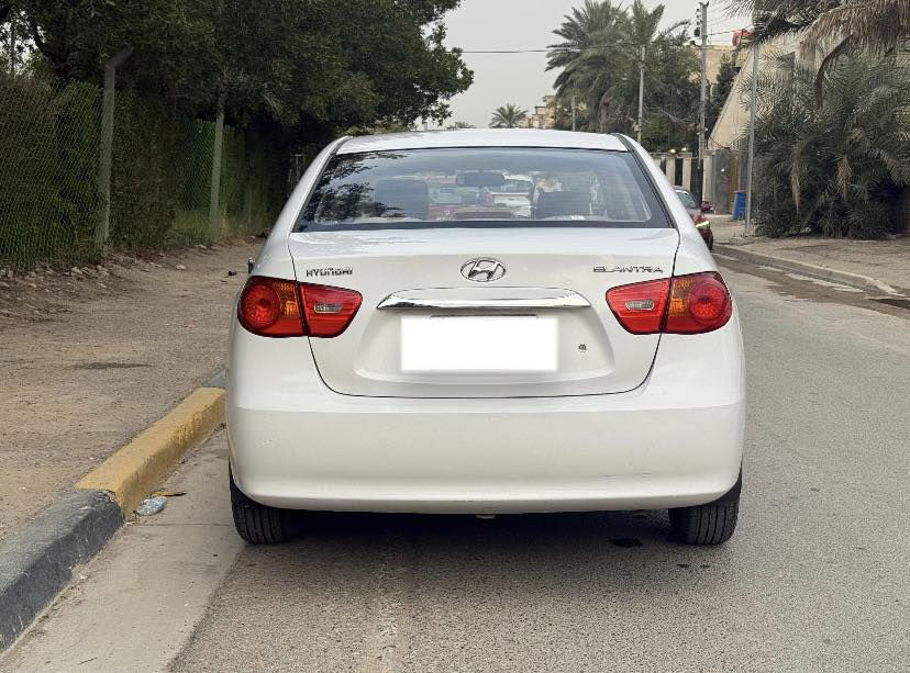 للبيع النترا  ٢٠١١   خليجي
محرك 1600   سياره جاهزه ما بيه اي نقص  
سياره بيه تبديل جاملغ امامي جهة سيايق اصلي  وجاملغ الايمن مصبوغ  نصه    
كير محرك مكفول  تبريد شغال   
سعر ١١٥ بيه مجال حك جيه   
مكان سياره بغداد 
للستفسار ***********
