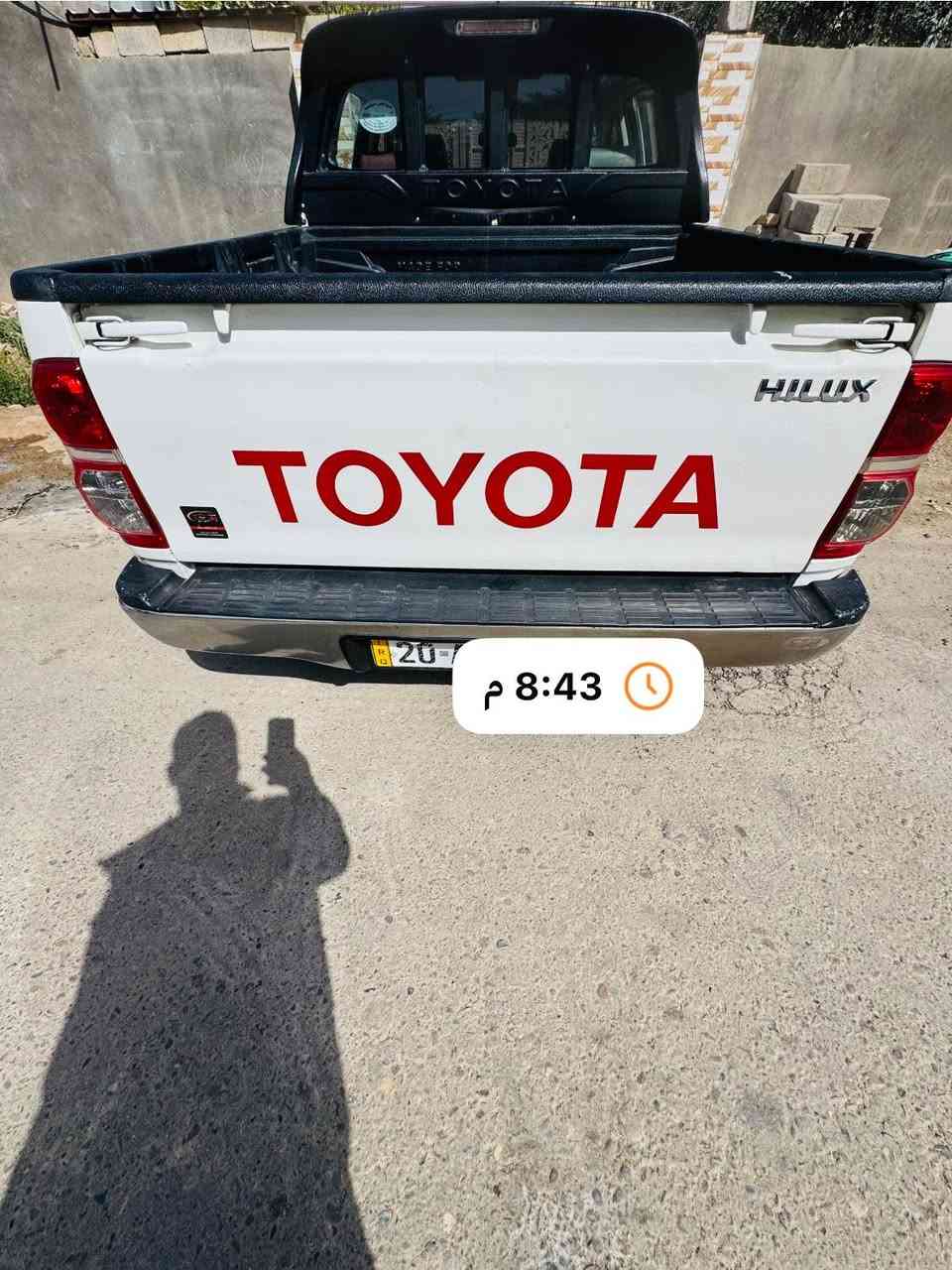 اسلام عليكم للبيع تيوتا هايلوكس 2012 كير عادي سياره جديده بمعني الكلمه وضع شركه استخدام شخصي 
رقم ديالى انكليزي سنويه جديده هزه جديده
سياره بسمي 
ماشيه 162 
كير محرك اكسل كفاله وضع شركه 
شرط محرك مامفتوح 
مواصفات سعودي 
شاصي 12 
تخم تاير جديد 
الشراي يتصل ***********
العنوان ديالى جديده الشط
