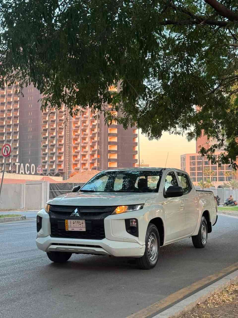 ‼️كل ما هو جديدوحصري نقدمه لك في ادق التفاصيل‼️
🚘 ميتسوبيشي بيك أب 2019 للبيع 🔥

🔹 الموديل: 2019�
🔹 المحرك: 4 سلندر�
🔹 ناقل الحركة: عادي�
🔹 الممشى: 198,000 كم�
🔹 رقم: بابل (شرط التحويل)�
🔹 الوارد: خليجي 🇬🇧�
🔹 الحالة: سيارة نظيفة، استخدام شخصي (مال جناي).�
🔹 التفاصيل: جميع تفاصيل الفحص والسونار مرفقة مع الصور.

💵 السعر: 13,300 دولار، وقابل للتفاوض ويا الجاد بالشراء.

📞 للاستفسار:-�
***********
