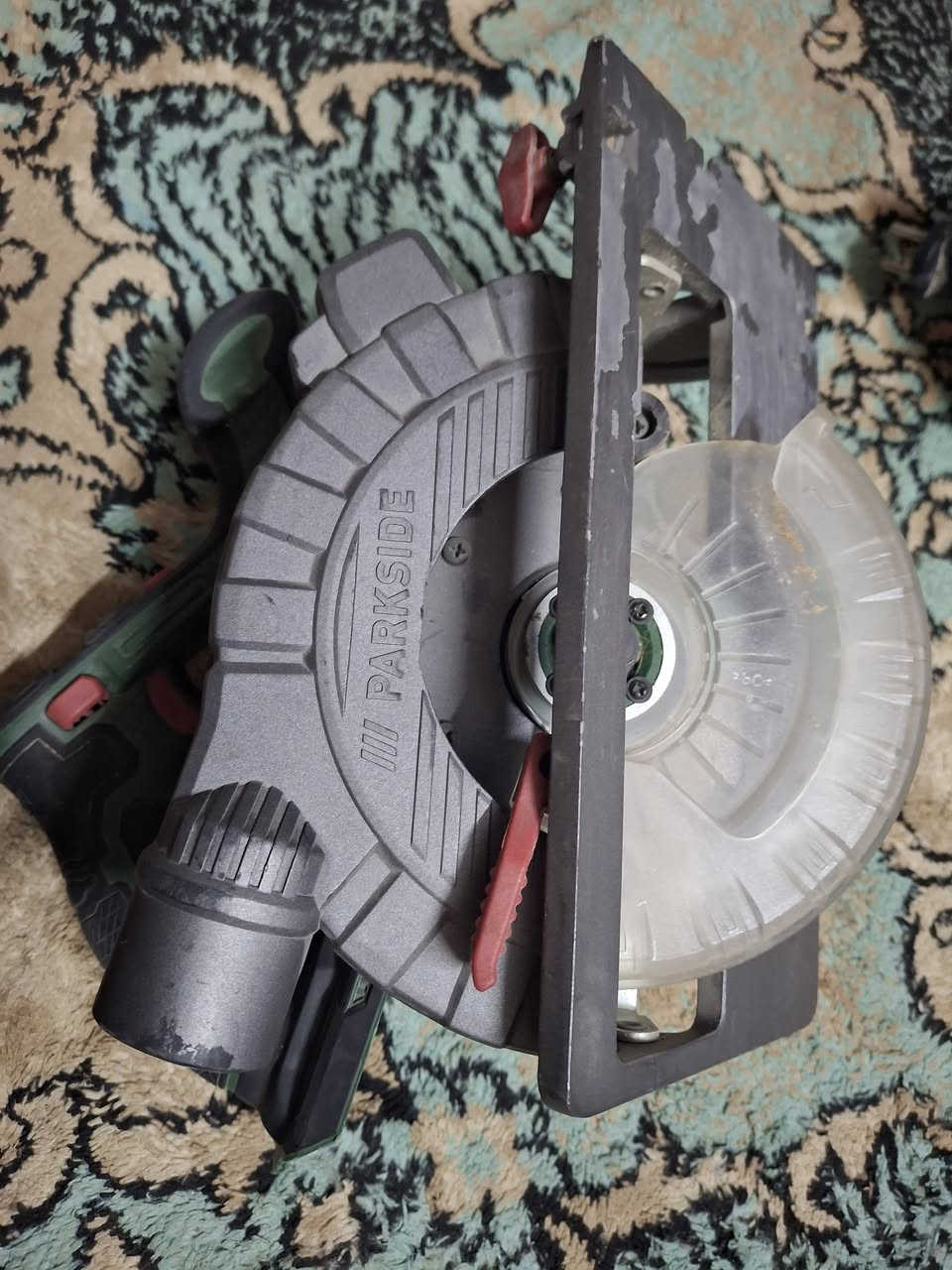 من رخصة الادمن المحترم لامفحوص ولا مفتوح فحم خلونه سعر وبل عافيه عليكم 
مناشير


**إذا كنت صاحب هذا الإعلان وتريد حذفه لأي سبب، رجاءا أرسل رسالة إلى الدعم الفني**