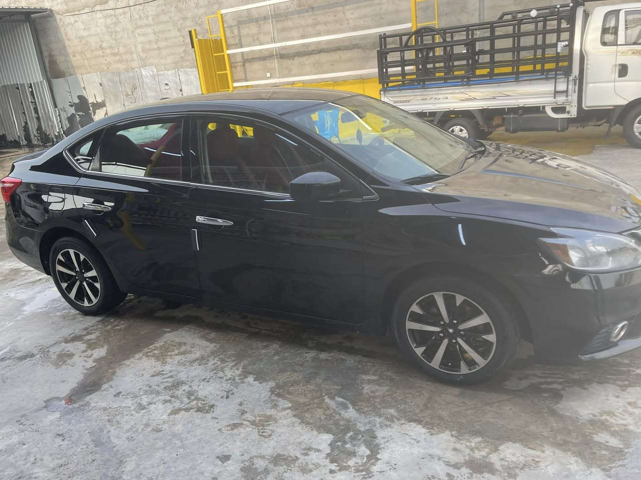 سياره نيسان سنترا 2019 رقم بغداد وارد أمريكي حادث جاملغ وبنيد مبدل 
المكان كربلاء 
السعر 98 
الرقم  ***********
