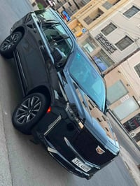 للبيع كادلاك سكاليد ESCALADE خليجية موديل 24 بلاك ايدشن بلادي  وكالة ا...