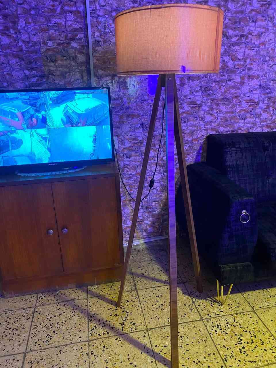 غرفه نوم للبيع صاج نضيفه المكان البنوك للاستفسار خاص


**إذا كنت صاحب هذا الإعلان وتريد حذفه لأي سبب، رجاءا أرسل رسالة إلى الدعم الفني**
