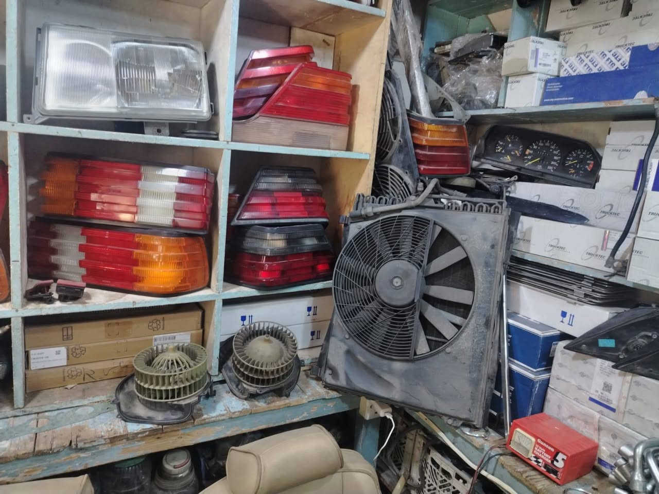 التميمي
الشيخ عمر شارع الثالث 
***********
