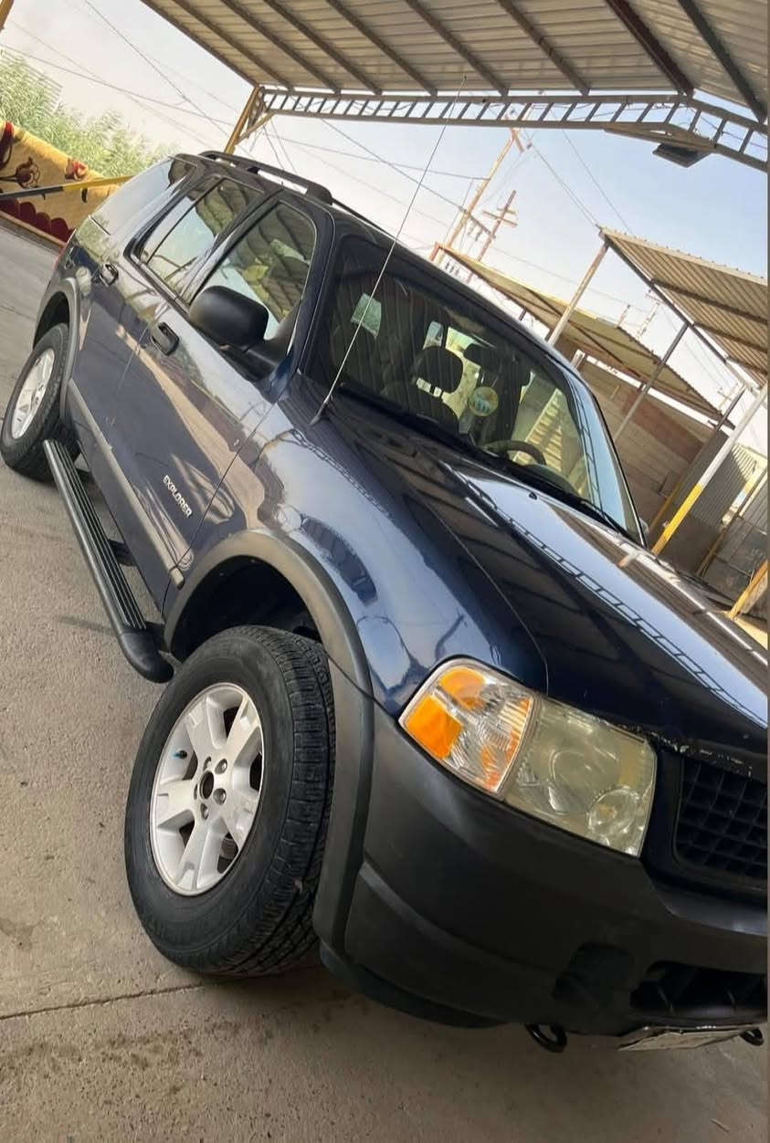 السلام عليكم فورت اكسبلور موديل 2004 سياره جاهزه رقم صدامي صلاح الدين وكاله بسمي تبريد ثلج 3 قطع عاطل تخم تاير جديد باتري جديد كهربائياتها شغاله السعر 75 ورقه
وبيها مجال العنوان صلاح الدين بيجي 
رقم الهاتف ***********
