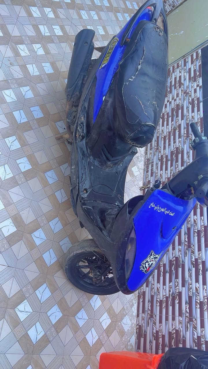 للبيع دراجه ماكس عدله دراجه مزوده تزويد بلادي بوشه البارحه زودته 55 مكفوله دراجه من سرقه ومن عطل السعر550 وبيه مجال للطيبين مكان ذي قار حي اريدو رقم ***********
