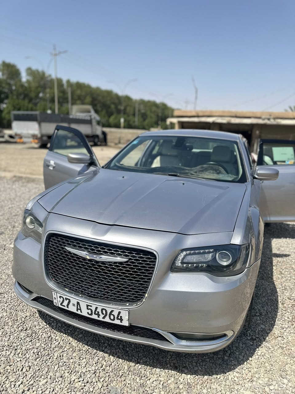 اوباما 2015اصل للبيع
السعر 183وبيها مجال 
تحويل ثاني يوم 
مكينه كير حداده تخم تاير كله 100/100

سياره جاهزه للاخير اي نقص ماكو 
حادثه موجود بالصور بدون دواخل برانكيتات مبيهن شي
ايرباك سستم راجع 
بيها جاملغين وبنيد الأماميات ورشه باب سايق توحيد لون بدون فتح 
مكاني الناصرين الدوايه
الاتصال الاستفسار ***********
