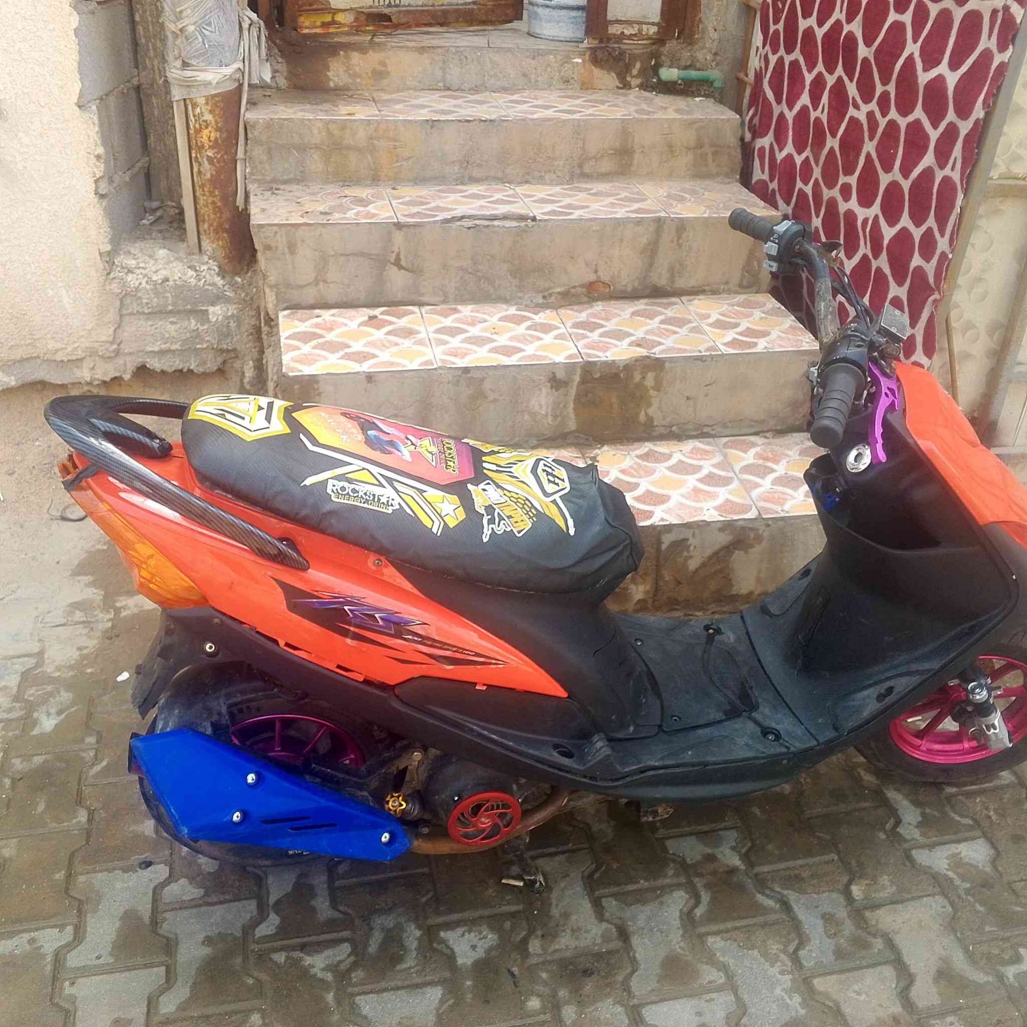 سلام عليكم ماكس عدلة البيع مزودة شوفت عينك من ويل من كزوز ريضي قبق فلوين قطر ملت دهن درجة لا تبخير ولا تنقيص وشغل سلف هندر بوشة55درجة شلعا ومعدل شرط طيك كلجات بلاد سعرها 450وبيهة مجل قليل مكاني عشار طويسة وهاذة رقمي ***********
